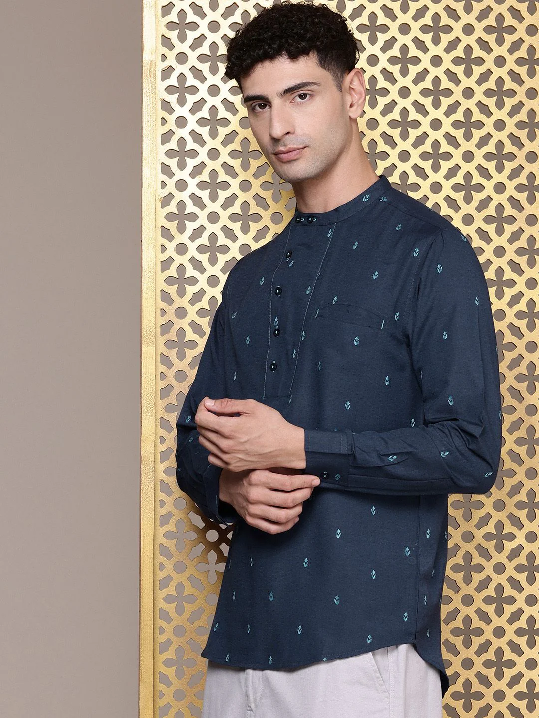 House of Pataudi Men Embroidered Mandarin Collar Thread Work Kurta - Image 5