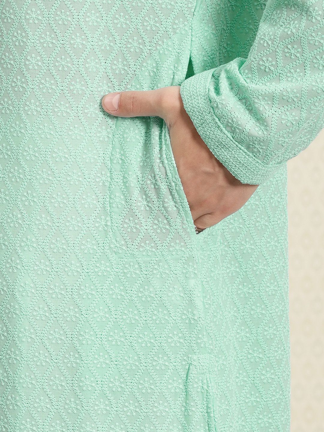 House of Pataudi Men Turquoise Blue Chikankari Embroidered Straight Kurta - Image 6