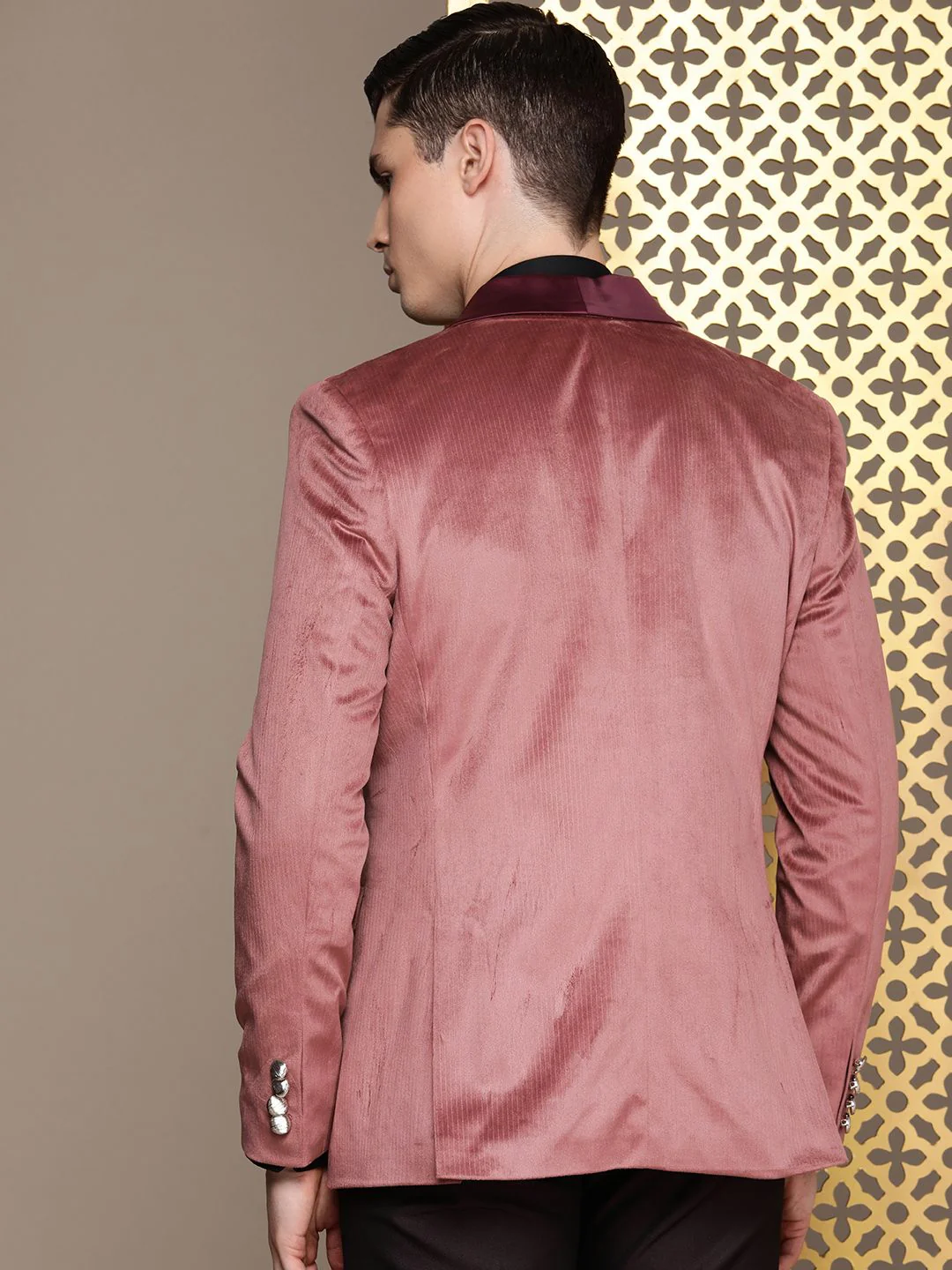 House of Pataudi Tailored Fit Striped Velvet Finish Single-Breasted Party Blazer - Image 6