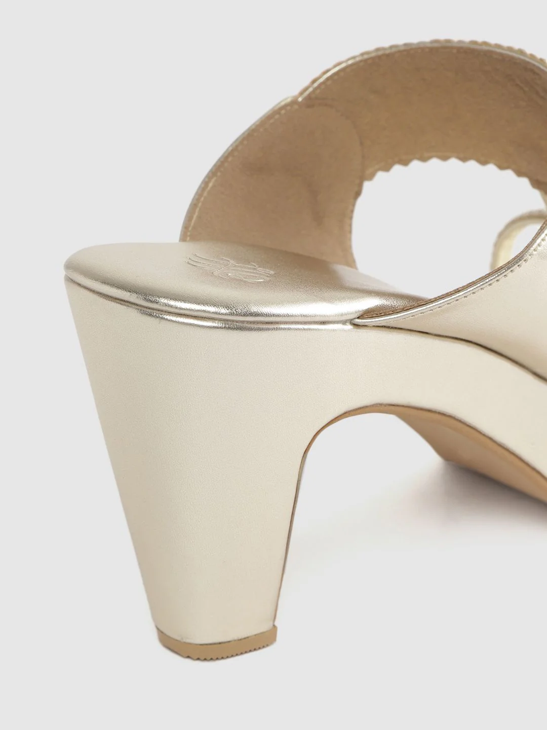 House of Pataudi Women Muted Gold-Toned Braided Handcrafted One Toe Heels - Image 7