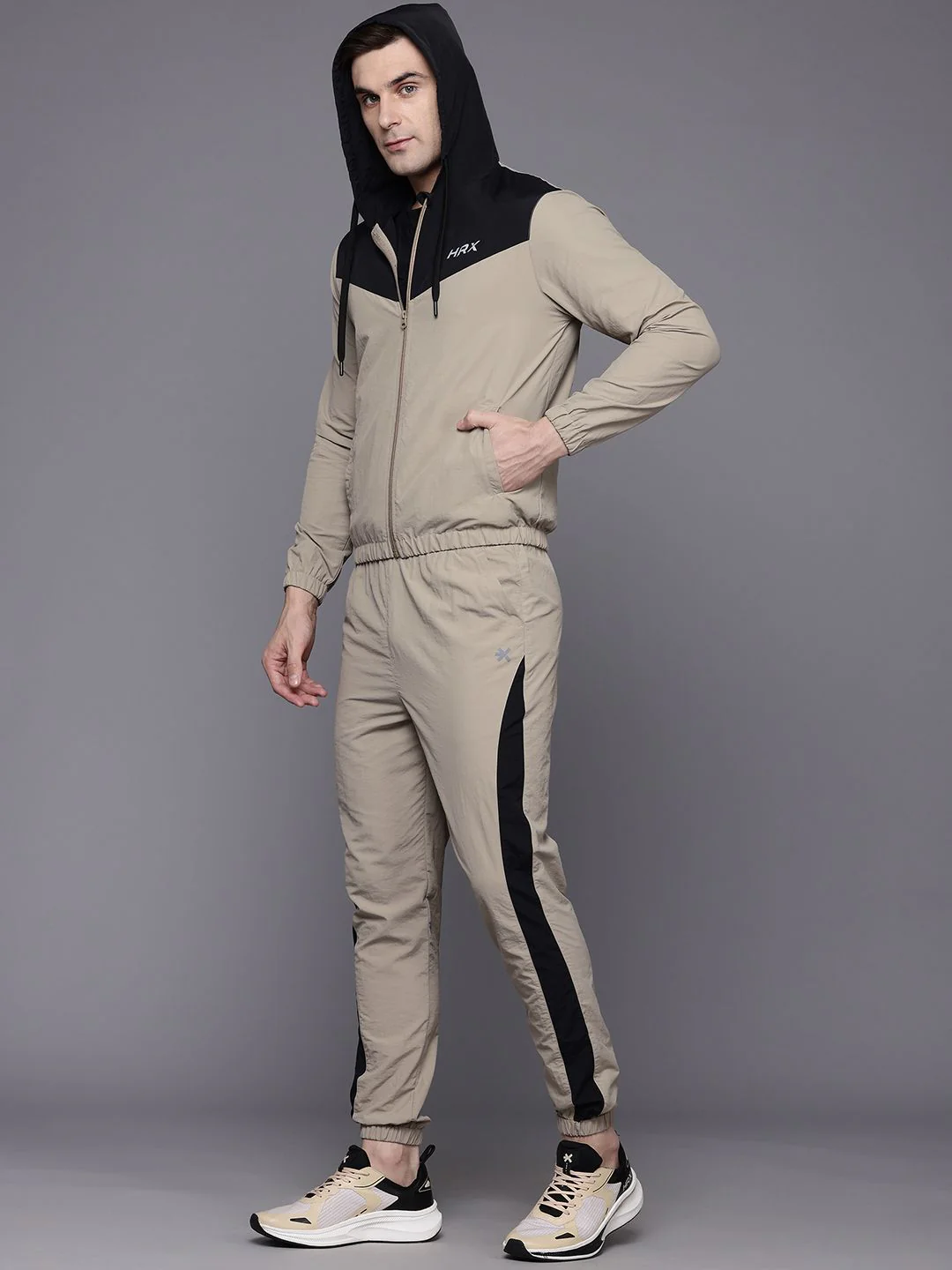HRX by Hrithik Roshan Colourblocked Rapid-Dry Running Tracksuit - Image 5