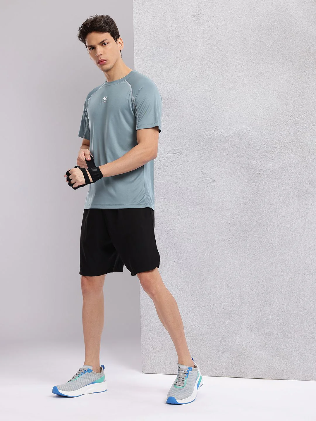 HRX by Hrithik Roshan Contrast Stitches Raglan Sleeves Rapid-Dry Training T-shirt - Image 6