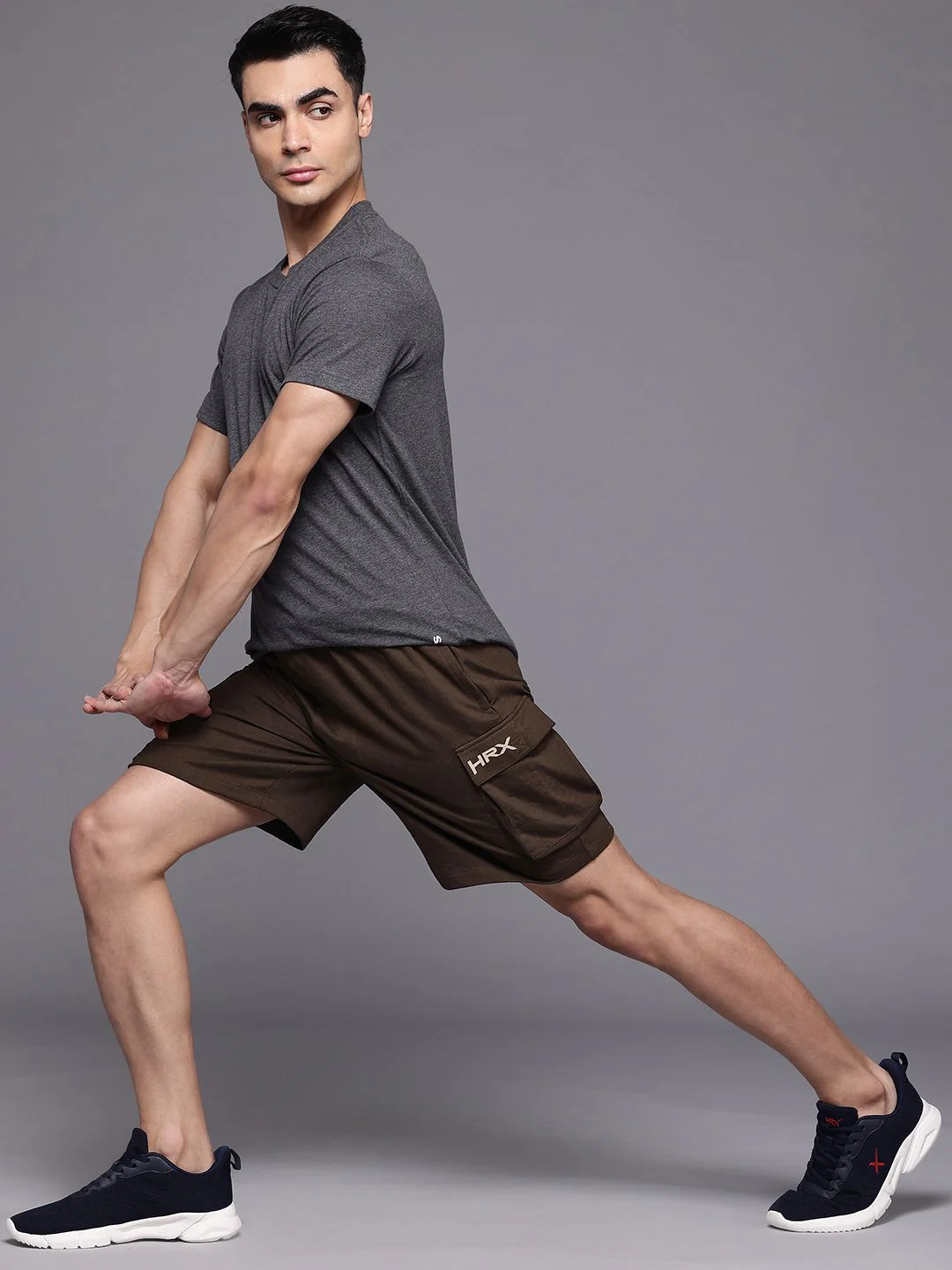 HRX by Hrithik Roshan Men Cargo Style Training Shorts - Image 5