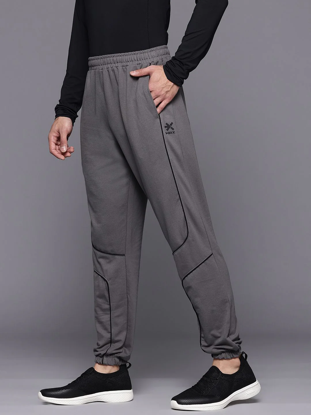 HRX by Hrithik Roshan Men Colourblocked Lifestyle Joggers