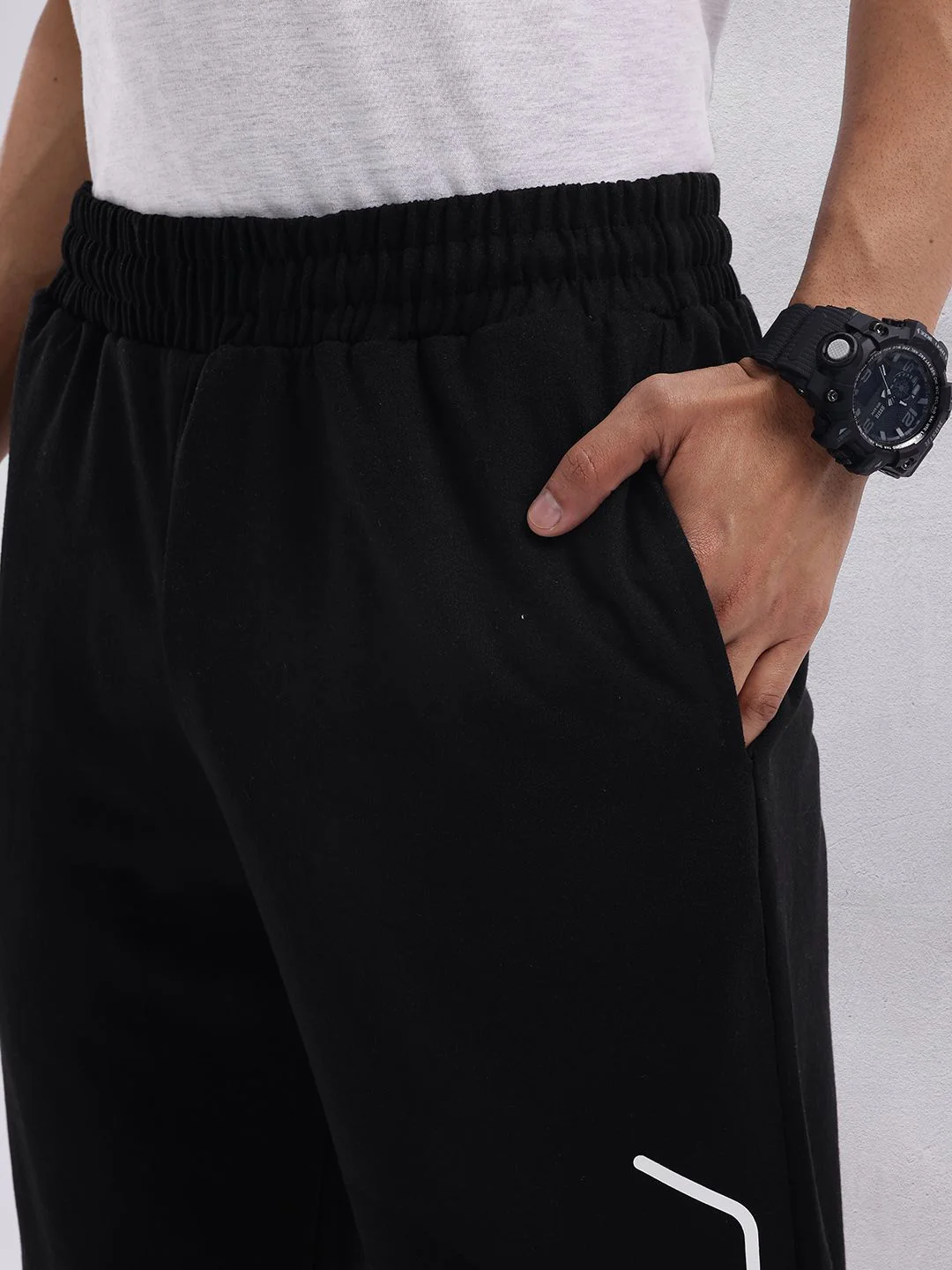 HRX by Hrithik Roshan Men Lifestyle Brand Logo Detail Track pants - Image 6