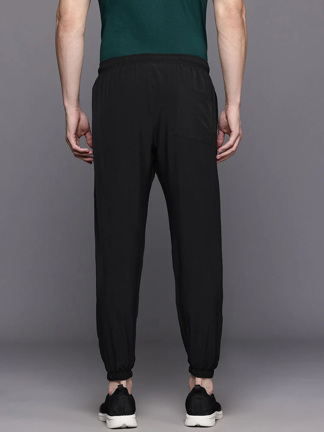 HRX by Hrithik Roshan Men Lifestyle Cargo-Style Joggers - Image 3