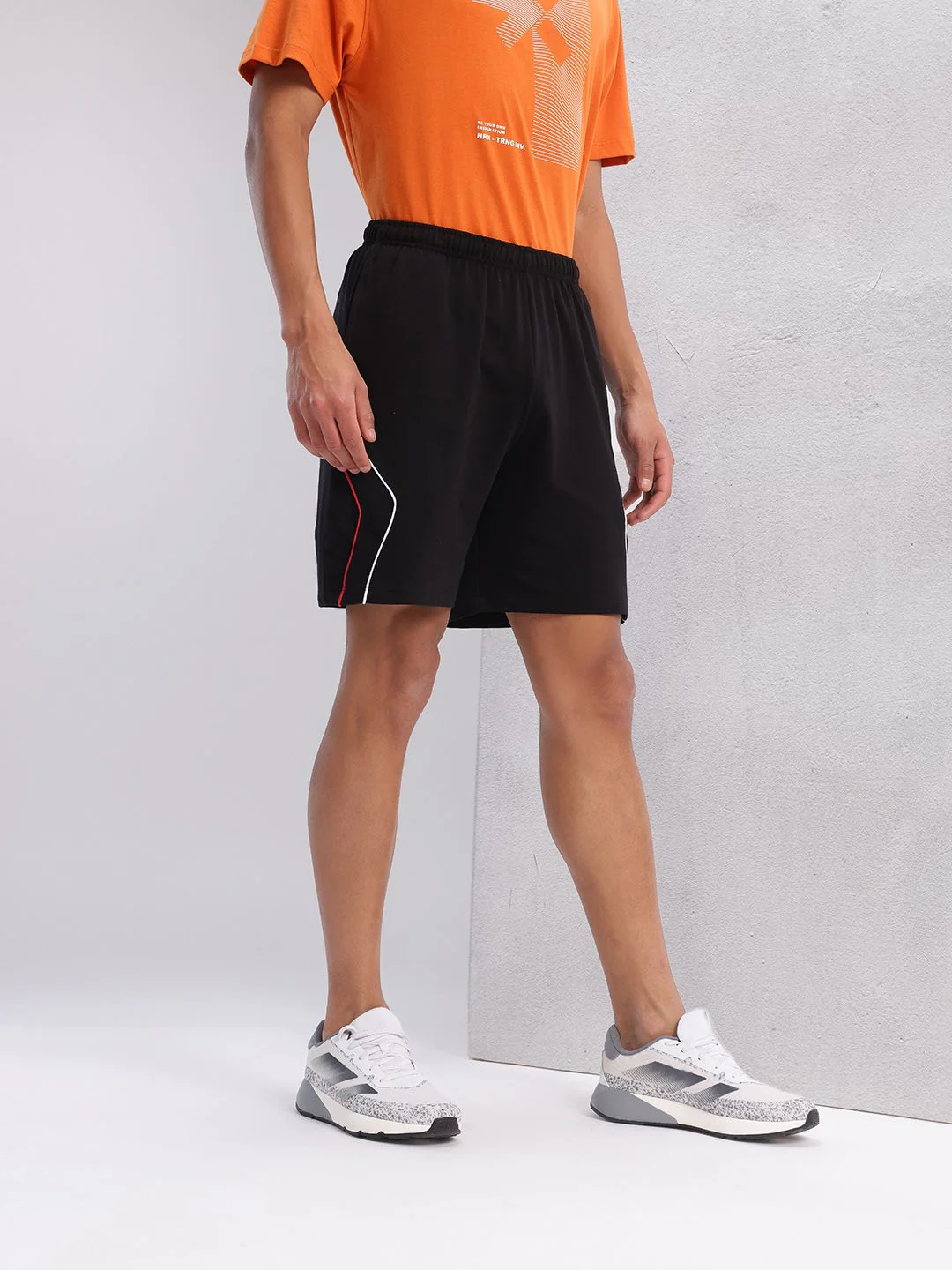 HRX by Hrithik Roshan Men Mid-Rise Regular Fit Lifestyle Shorts with Piping Detail - Image 3