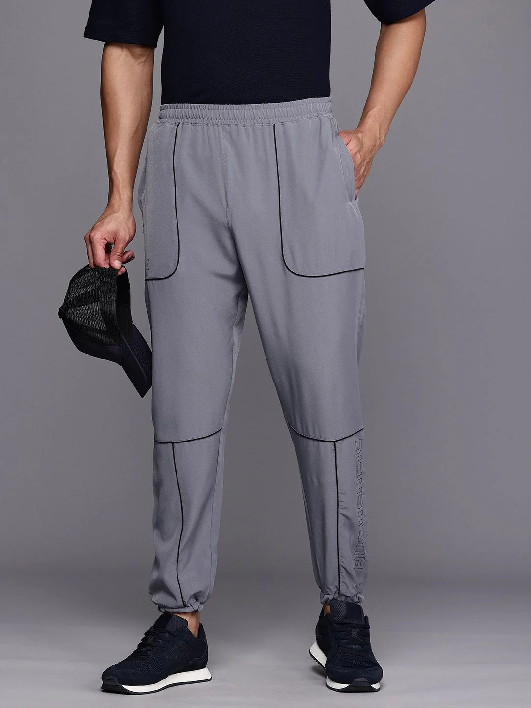 HRX by Hrithik Roshan Men Olympic-Collection Relaxed Fit Lifestyle Joggers