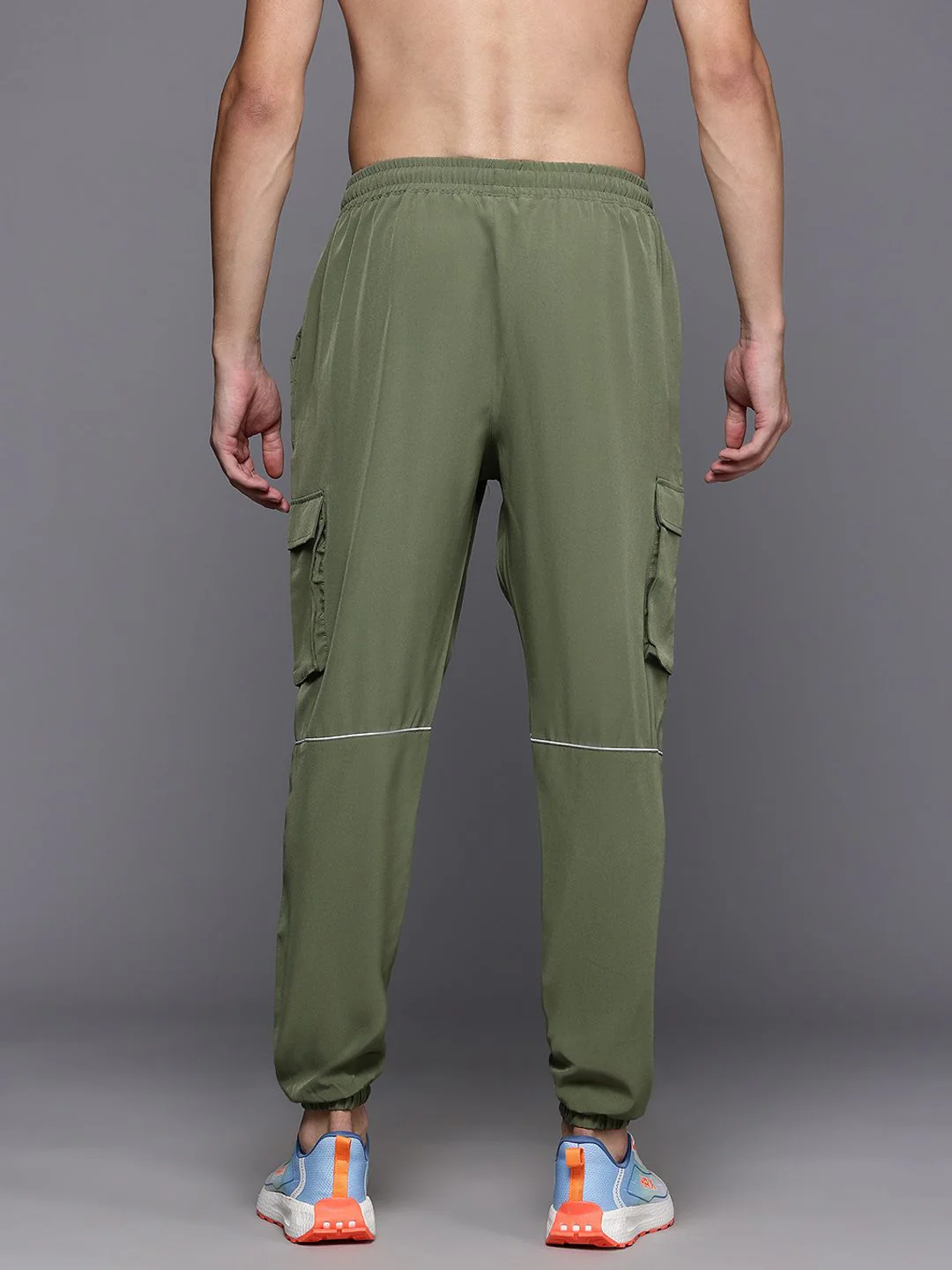 HRX by Hrithik Roshan Men Rapid-Dry Cargo Style Training Joggers - Image 3