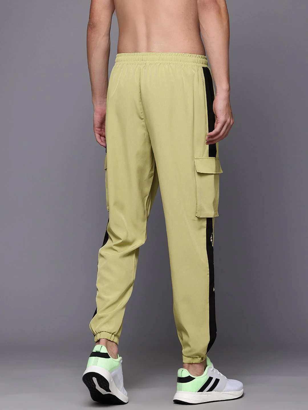 HRX by Hrithik Roshan Men Rapid-Dry Running Joggers - Image 3