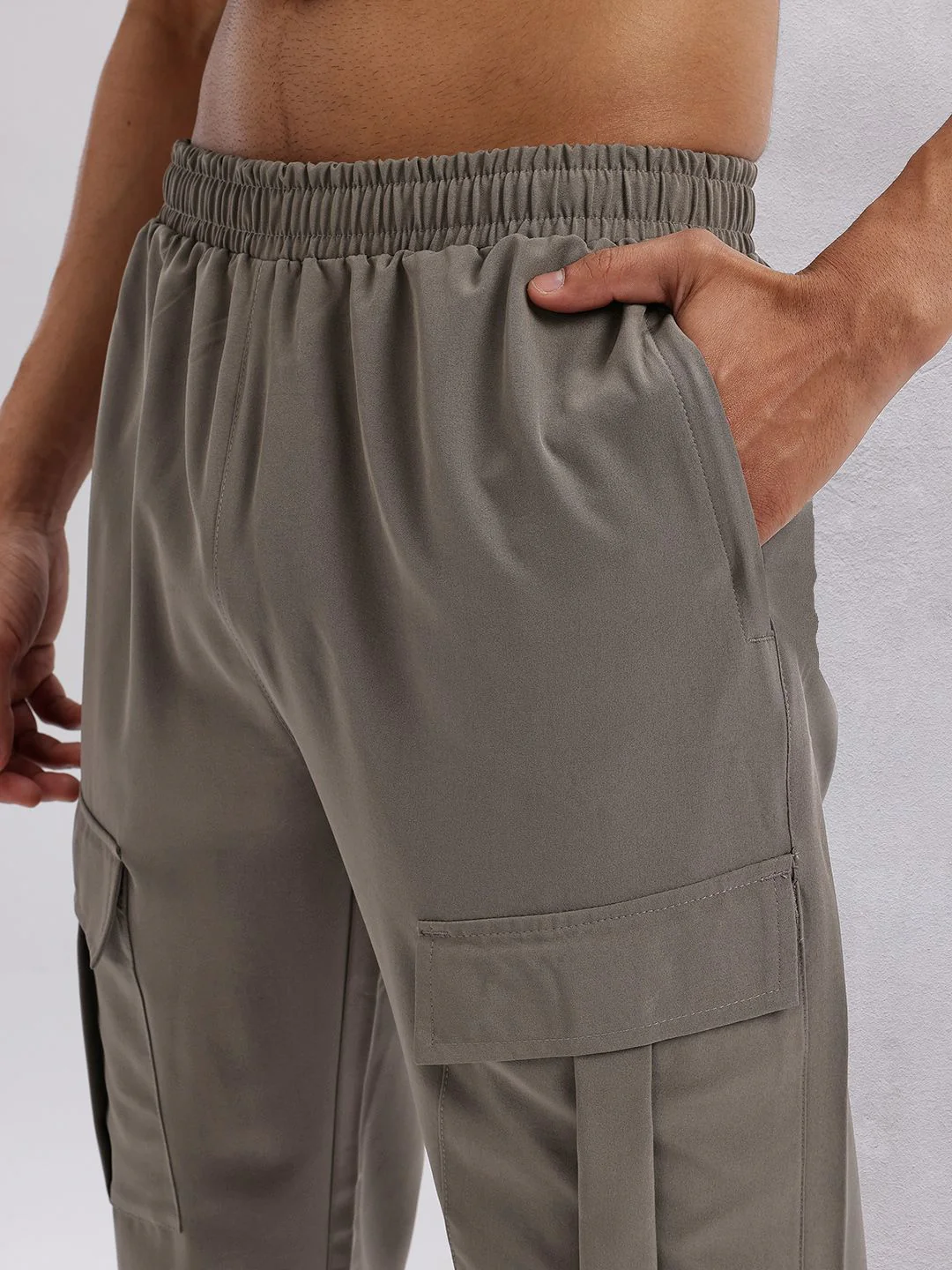 HRX by Hrithik Roshan Men Rapid-Dry Training Cargos - Image 6