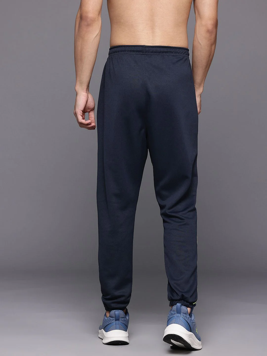 HRX by Hrithik Roshan Men Rapid-Dry Training Joggers - Image 3