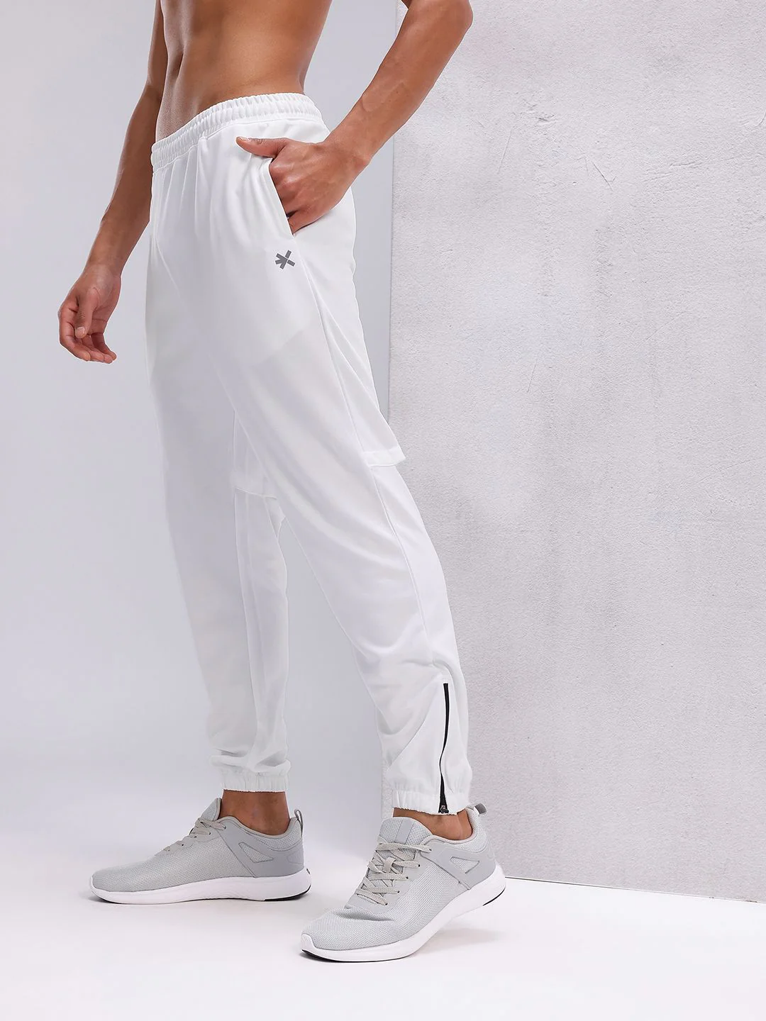 HRX by Hrithik Roshan Men Running Joggers - Image 3