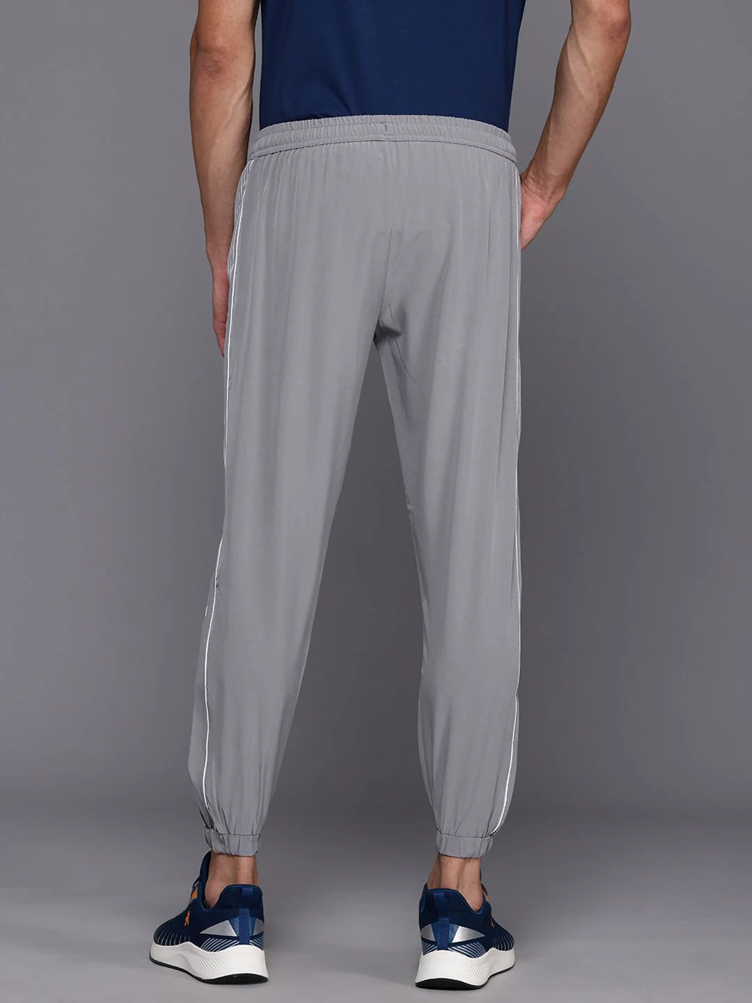 HRX by Hrithik Roshan Men Striped Detail Training Track Pants - Image 3