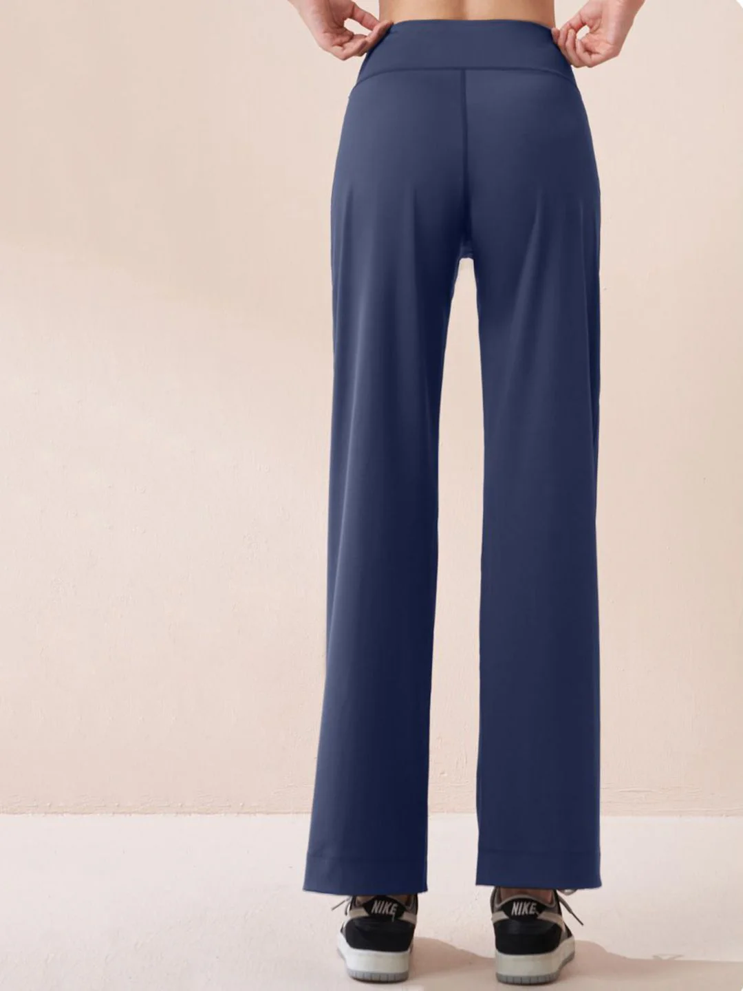 HRX by Hrithik Roshan Women Mid Rise Regular Fit Regular Trousers - Image 2