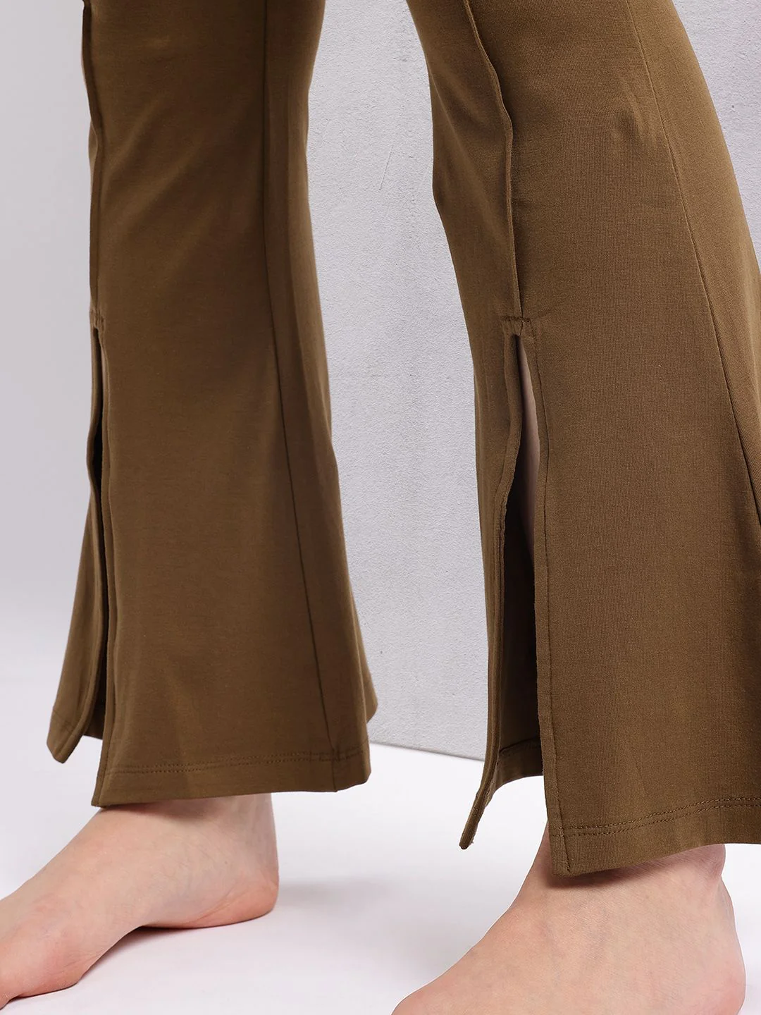 HRX by Hrithik Roshan Women Slit Hem Paneled Flared Yoga Track Pants - Image 7