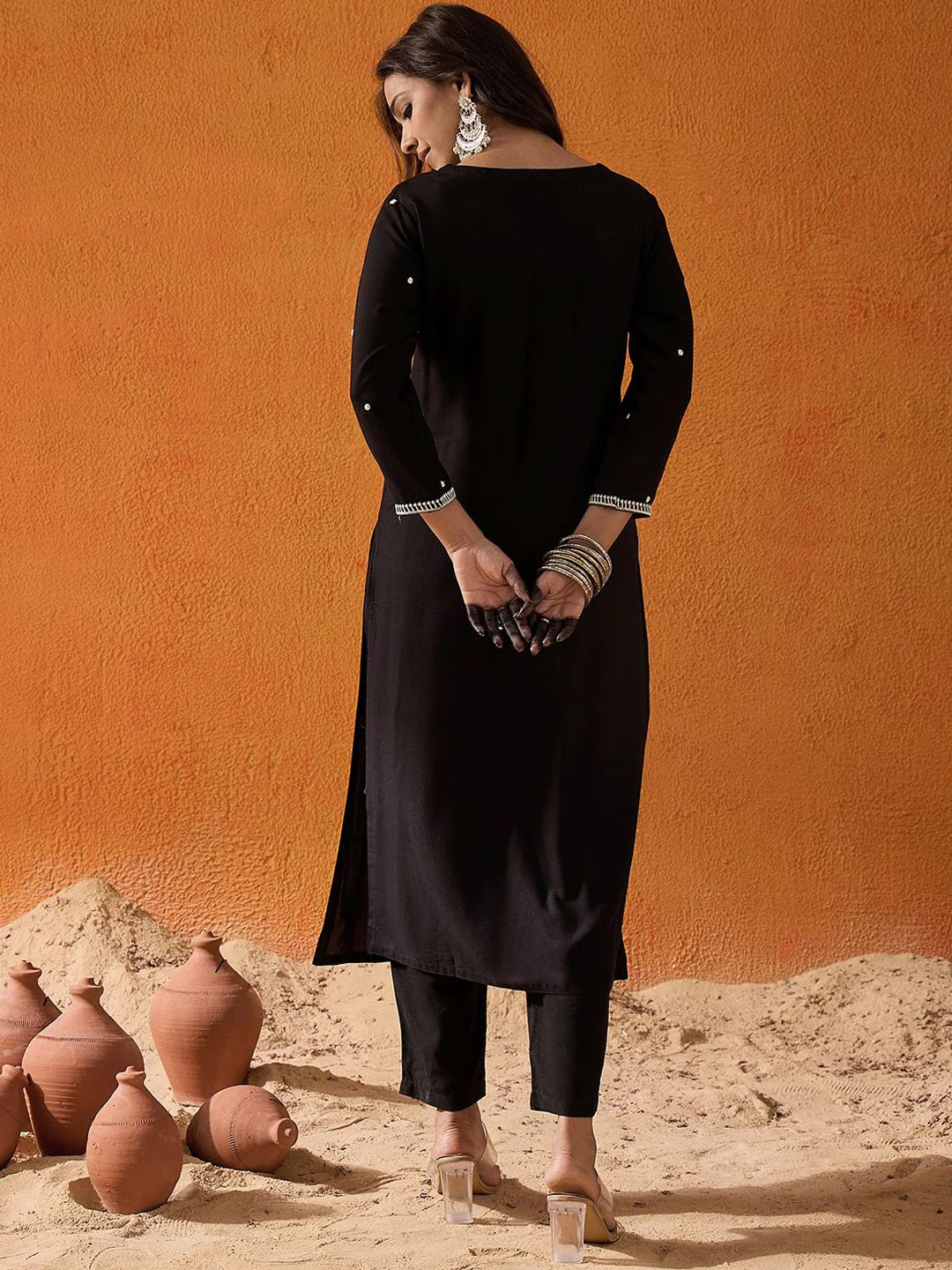 Indo Era Black Floral Embroidered Notch Neck Straight Kurta - Image 4