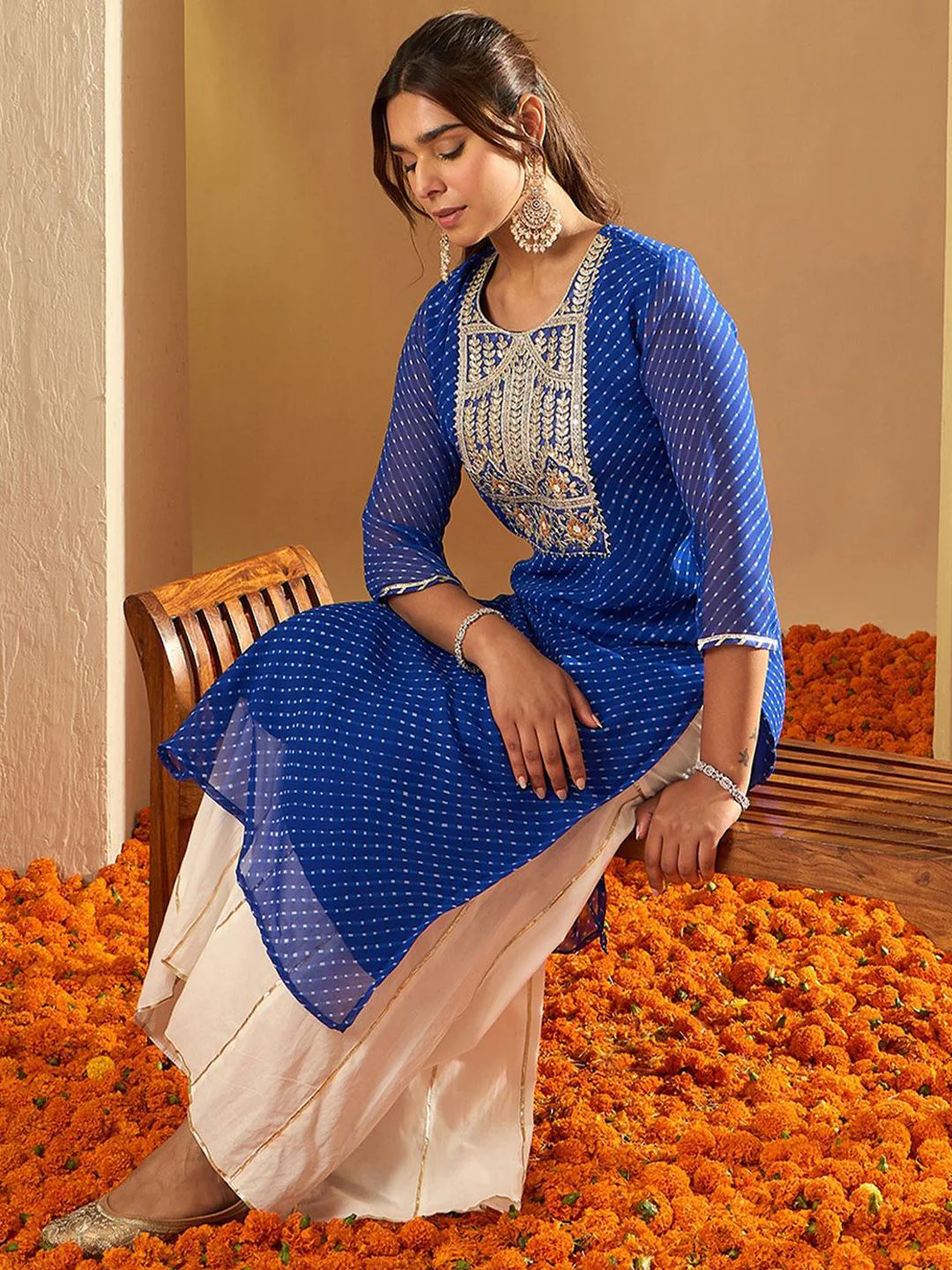 Indo Era Ethnic Motifs Embroidered Gotta Patti Straight Kurta - Image 4