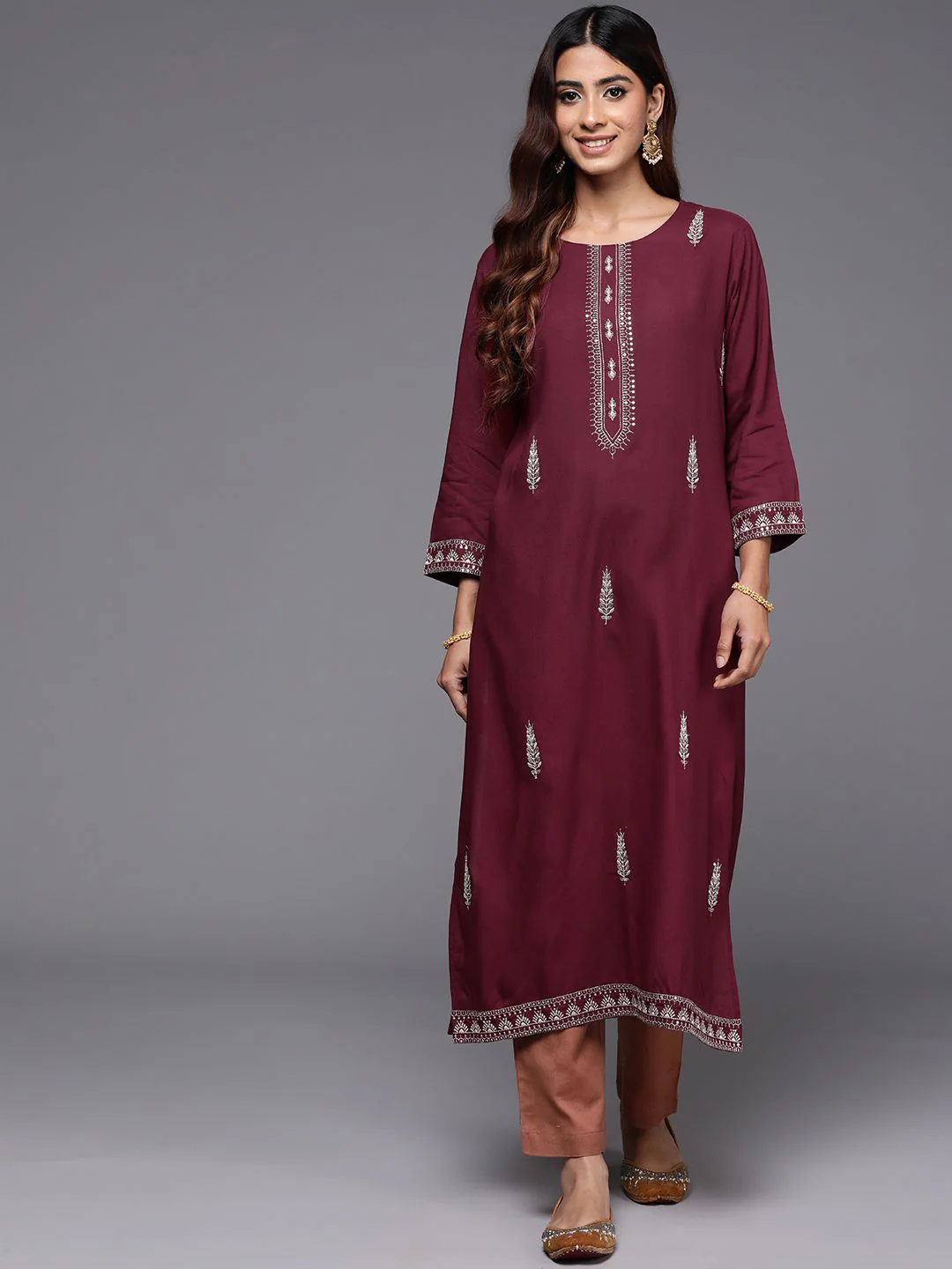 Indo Era Ethnic Motifs Embroidered Kurta - Image 3