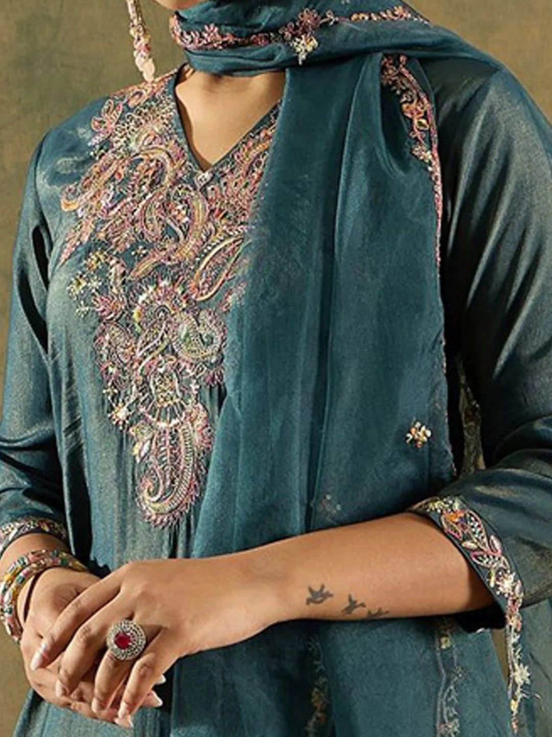 Indo Era Ethnic Motifs Embroidered Liva Kurta With Trousers & Dupatta - Image 2