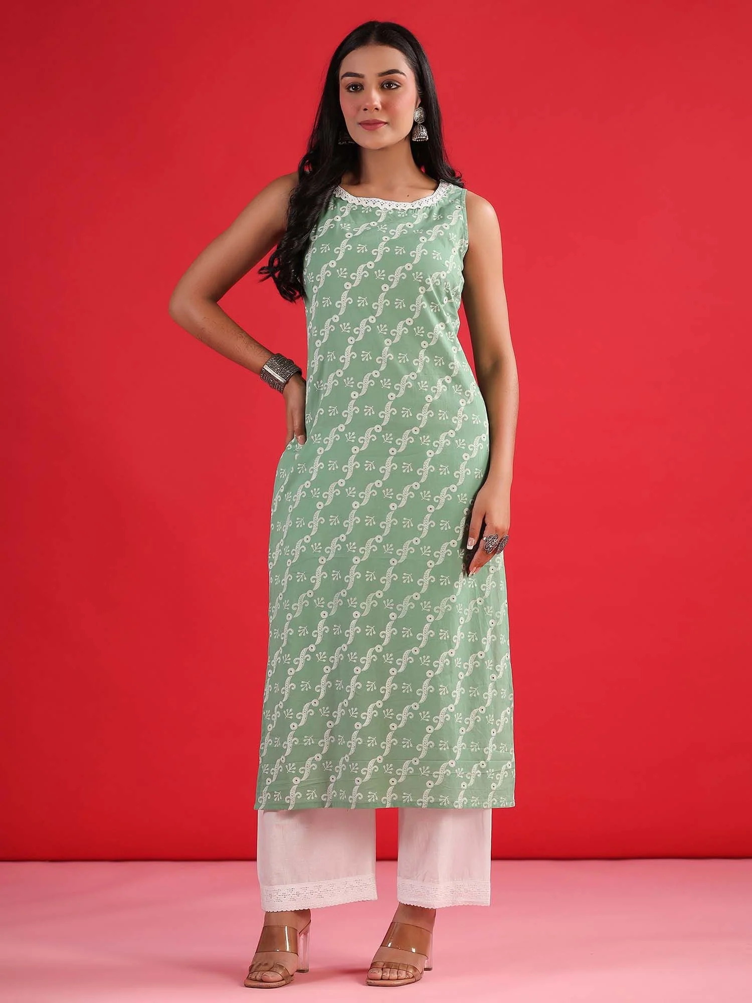 Indo Era Ethnic Motifs Embroidered Sleeveless Cotton Kurta - Image 5