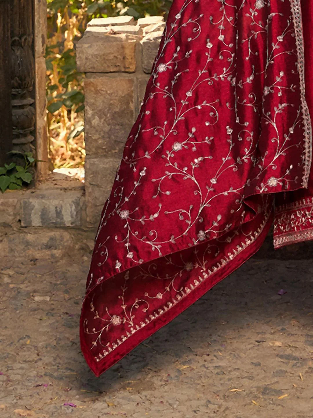 Indo Era Ethnic Motifs Embroidered V-Neck Thread Work Kurta with Trousers & Dupatta - Image 6
