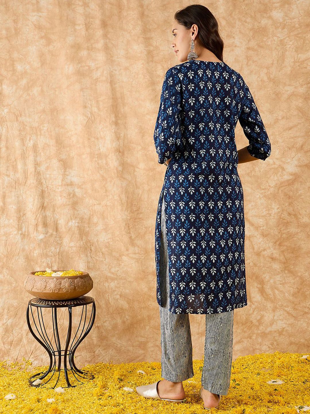 Indo Era Ethnic Motifs Printed Straight Sequinned Kurta with Trousers - Image 4