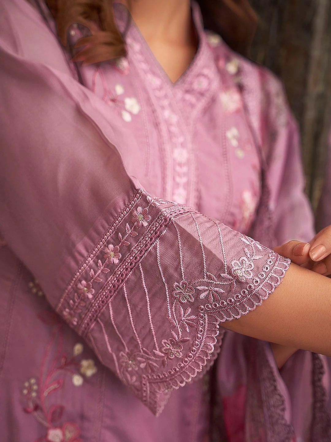 Indo Era Floral Embroidered Regular Thread Work Kurta With Trousers & Dupatta - Image 6