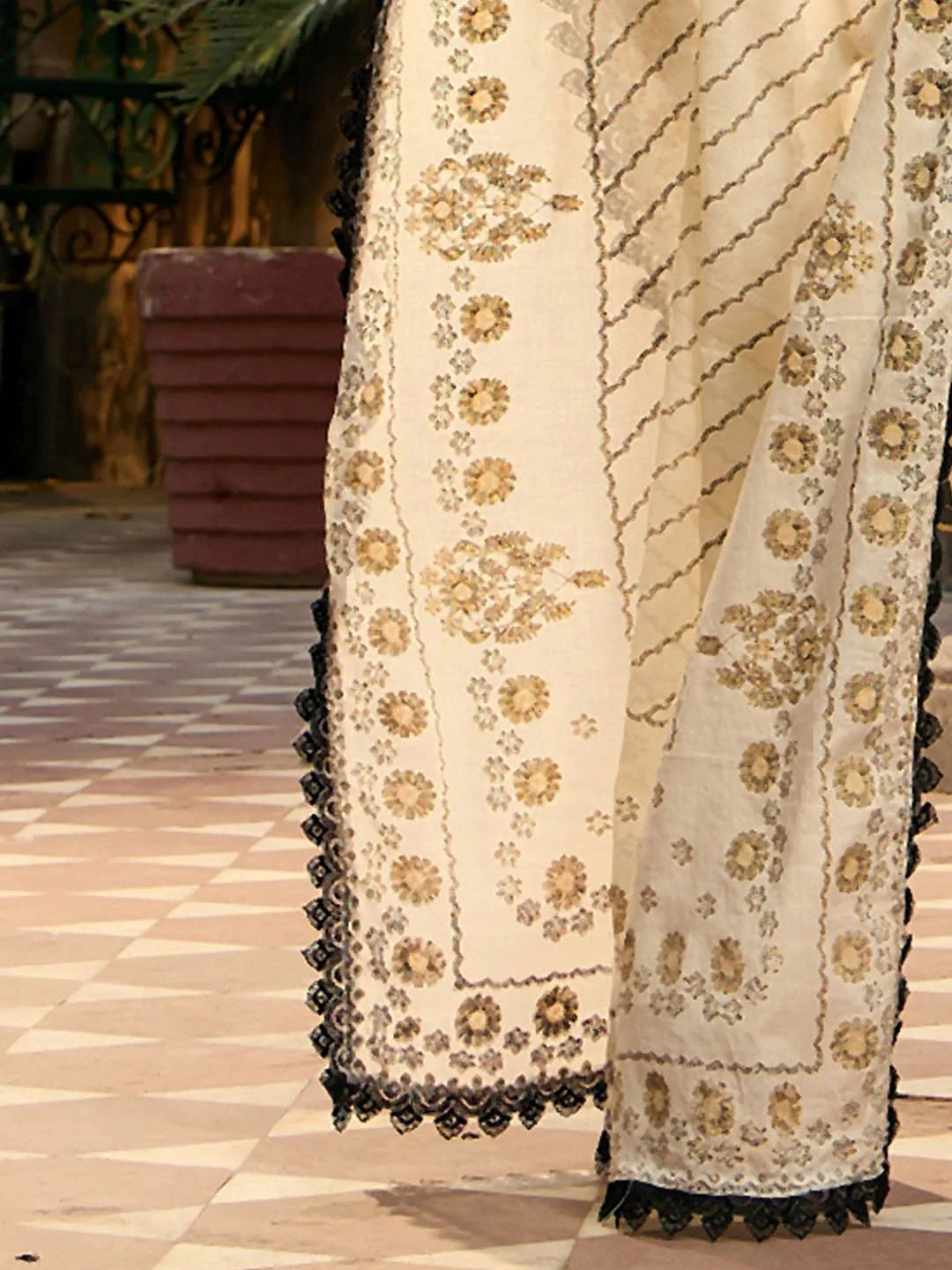 Indo Era Floral Embroidered Regular Thread Work Pure Cotton Kurta with Trousers & Dupatta - Image 5