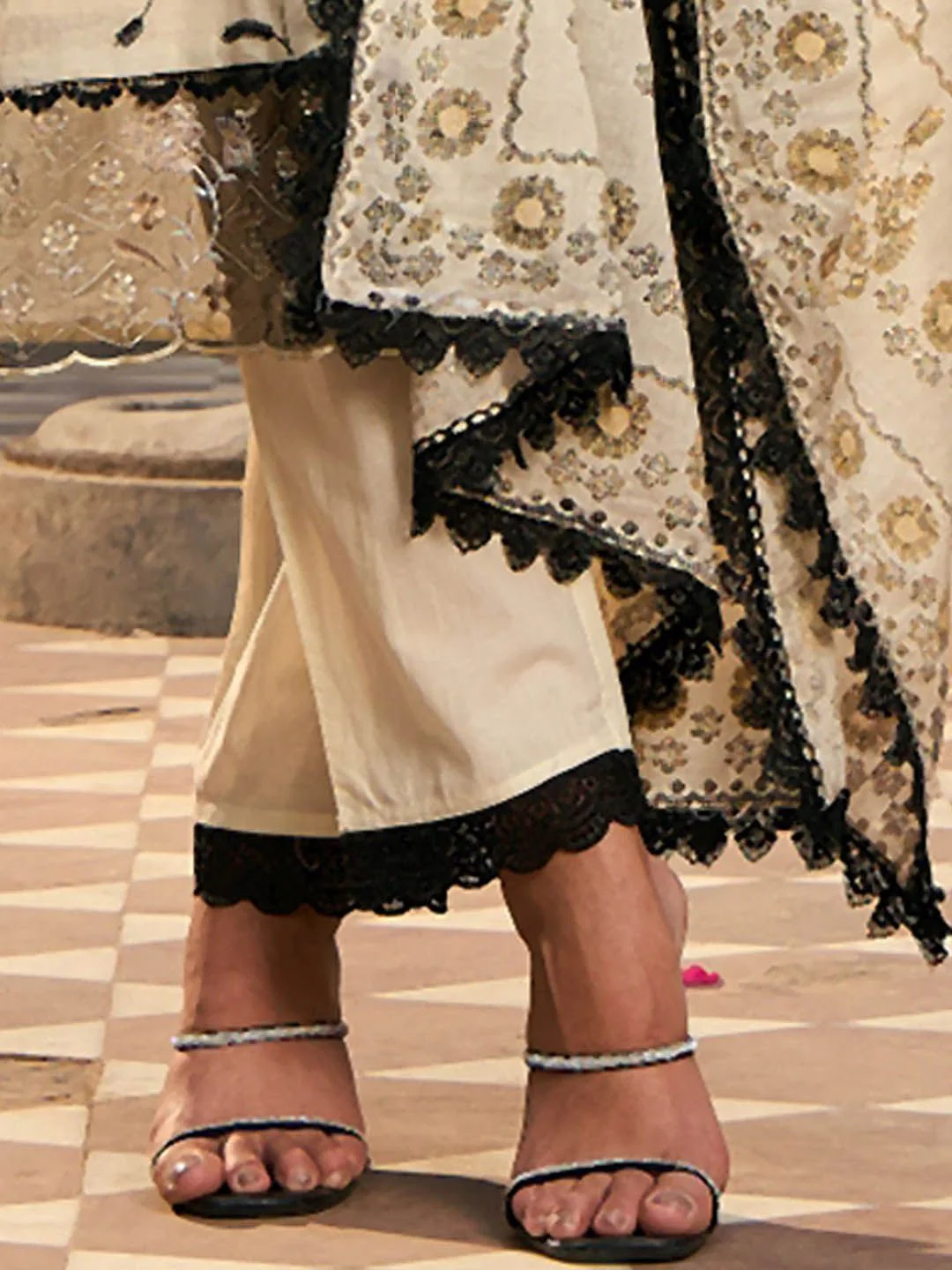 Indo Era Floral Embroidered Regular Thread Work Pure Cotton Kurta with Trousers & Dupatta - Image 6