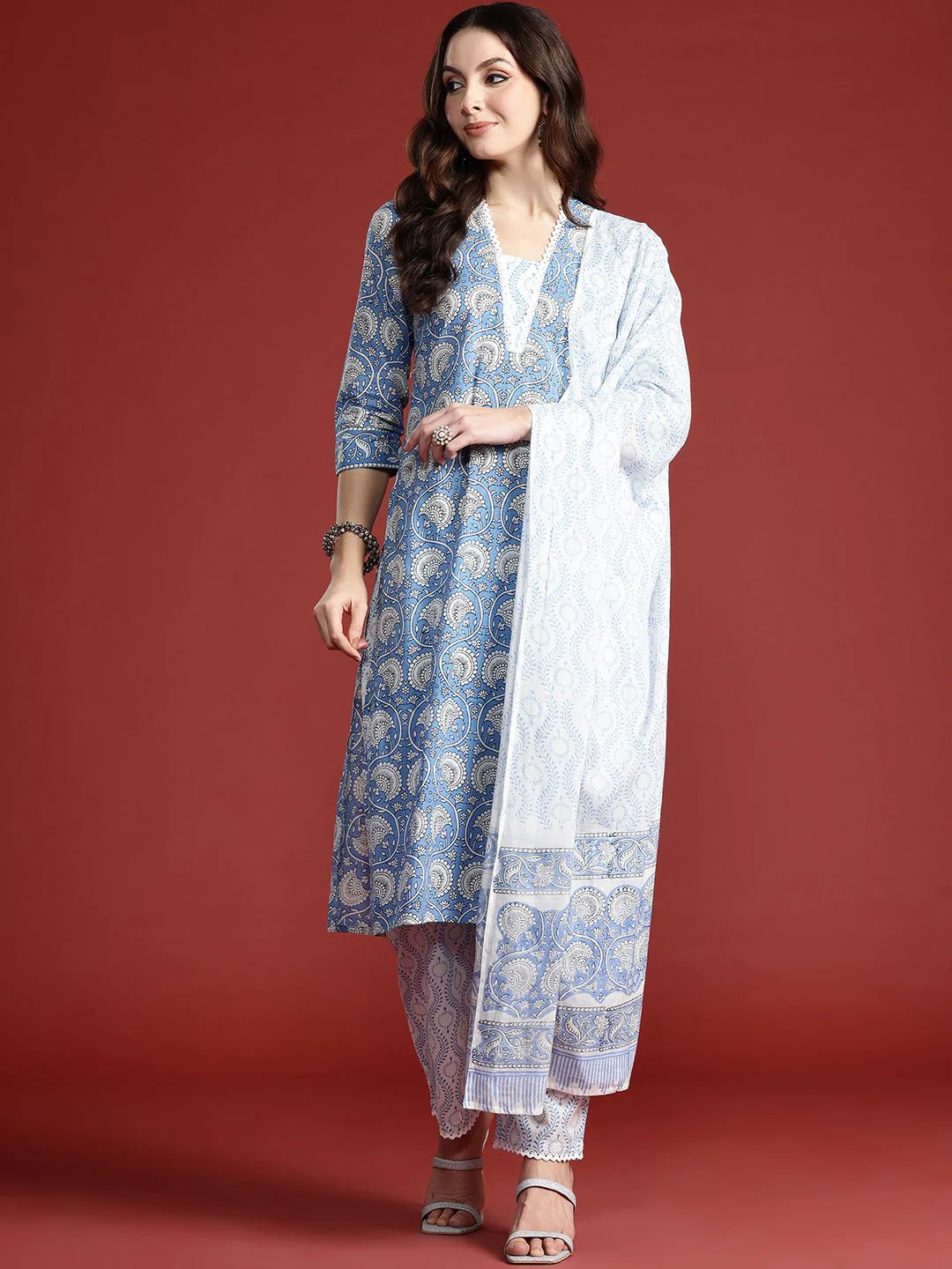 Indo Era Floral Printed Pure Cotton Kurta with Trousers & With Dupatta - Image 4