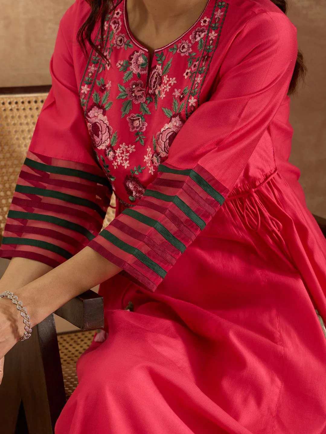 Indo Era Women Floral Embroidered Empire Thread Work Liva Kurta with Trousers - Image 7