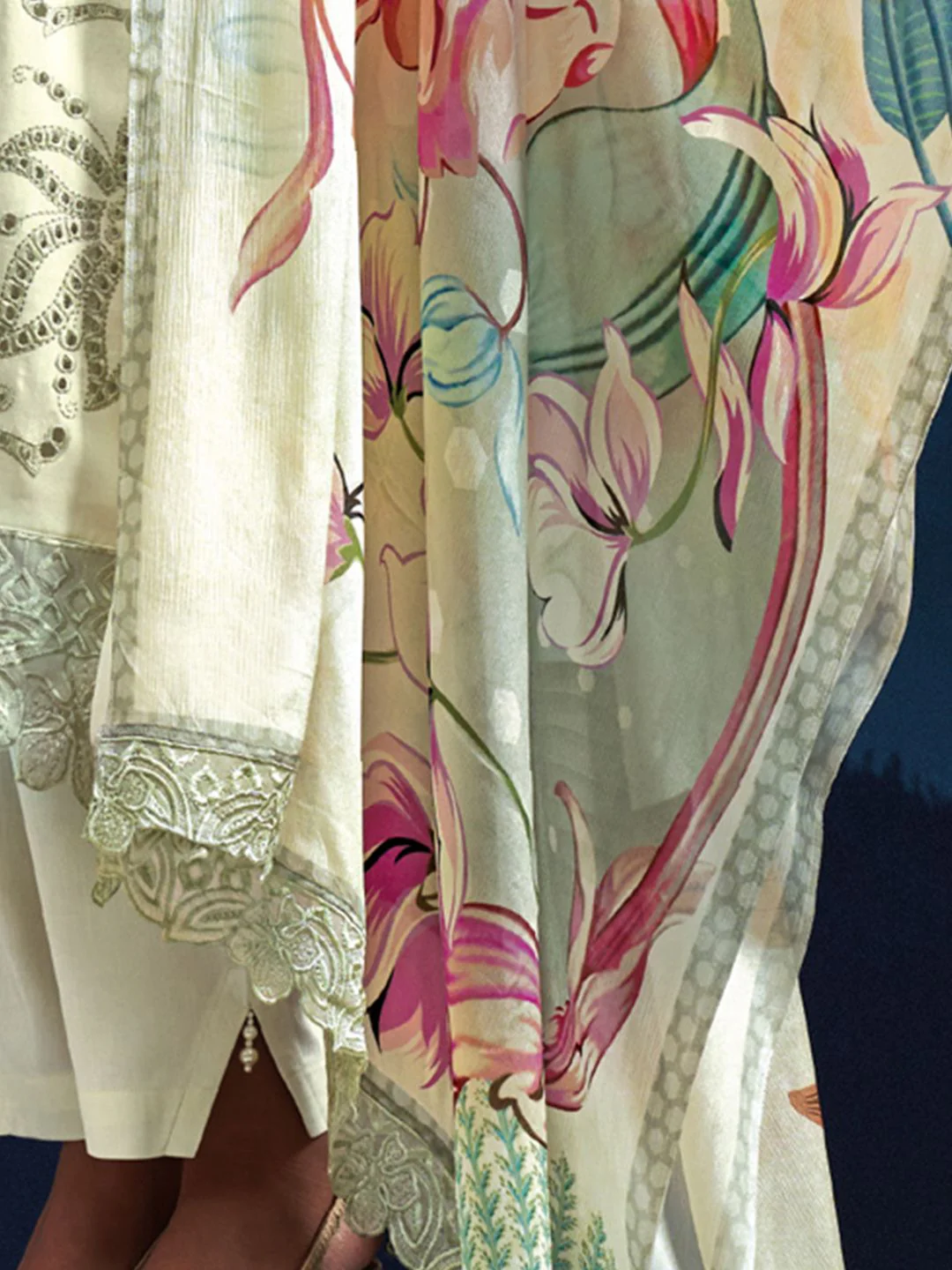 Indo Era Women Floral Embroidered Regular Thread Work Kurta with Trousers & With Dupatta - Image 6