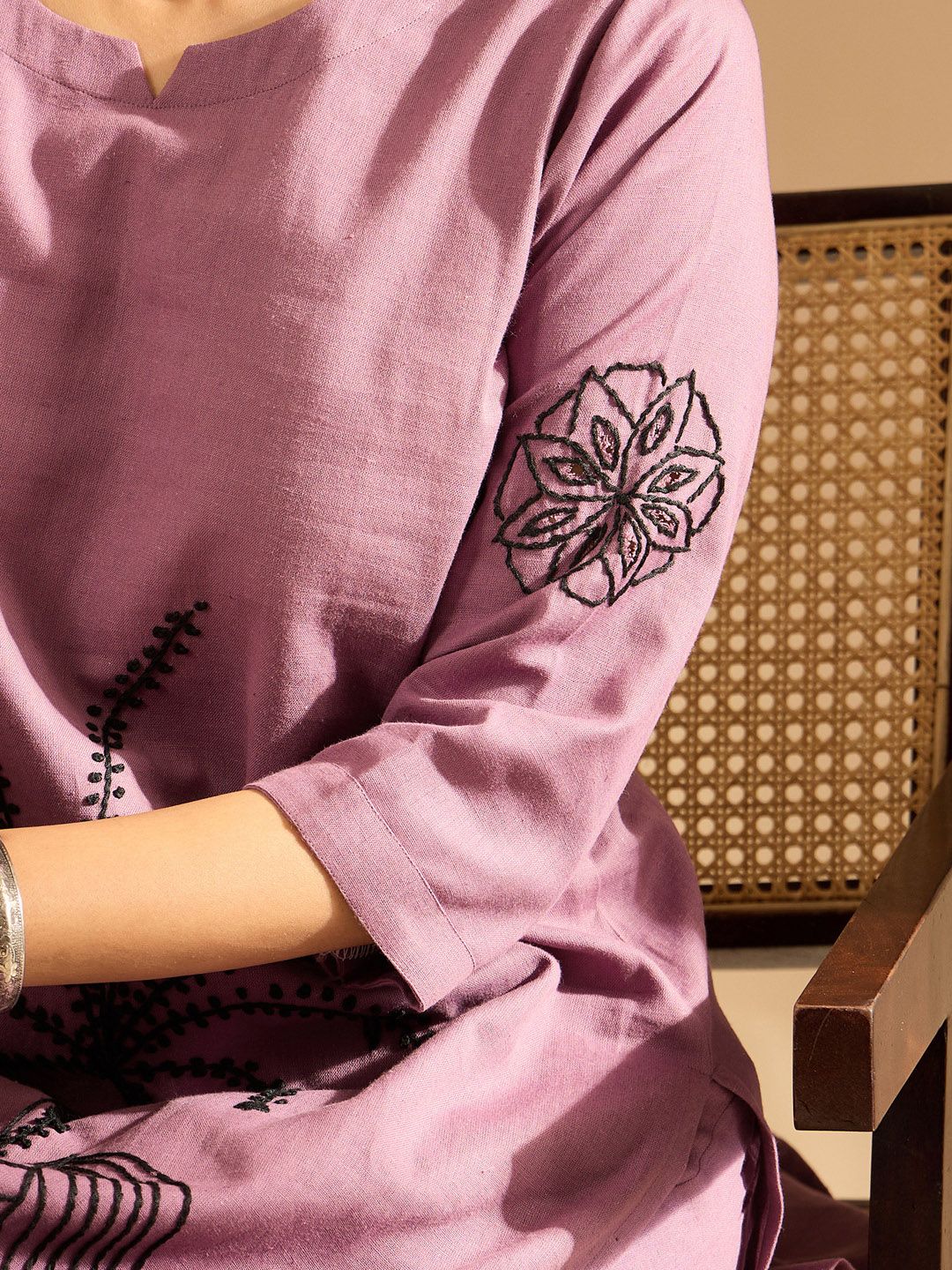 Indo Era Women Floral Embroidered Regular Thread Work Pure Cotton Kurta with Trousers - Image 7