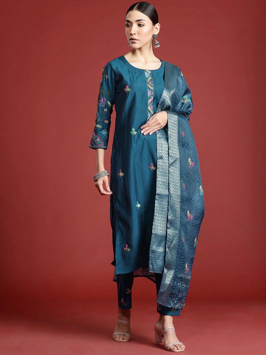 Indo Era Women Floral Embroidered Thread Work Kurta with Trousers & With Dupatta - Image 4