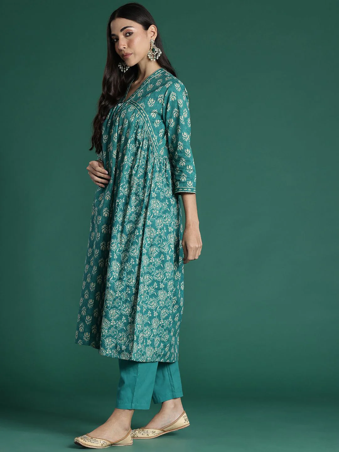 Indo Era Women Floral Printed Empire Pure Cotton Kurta with Trousers & With Dupatta - Image 6