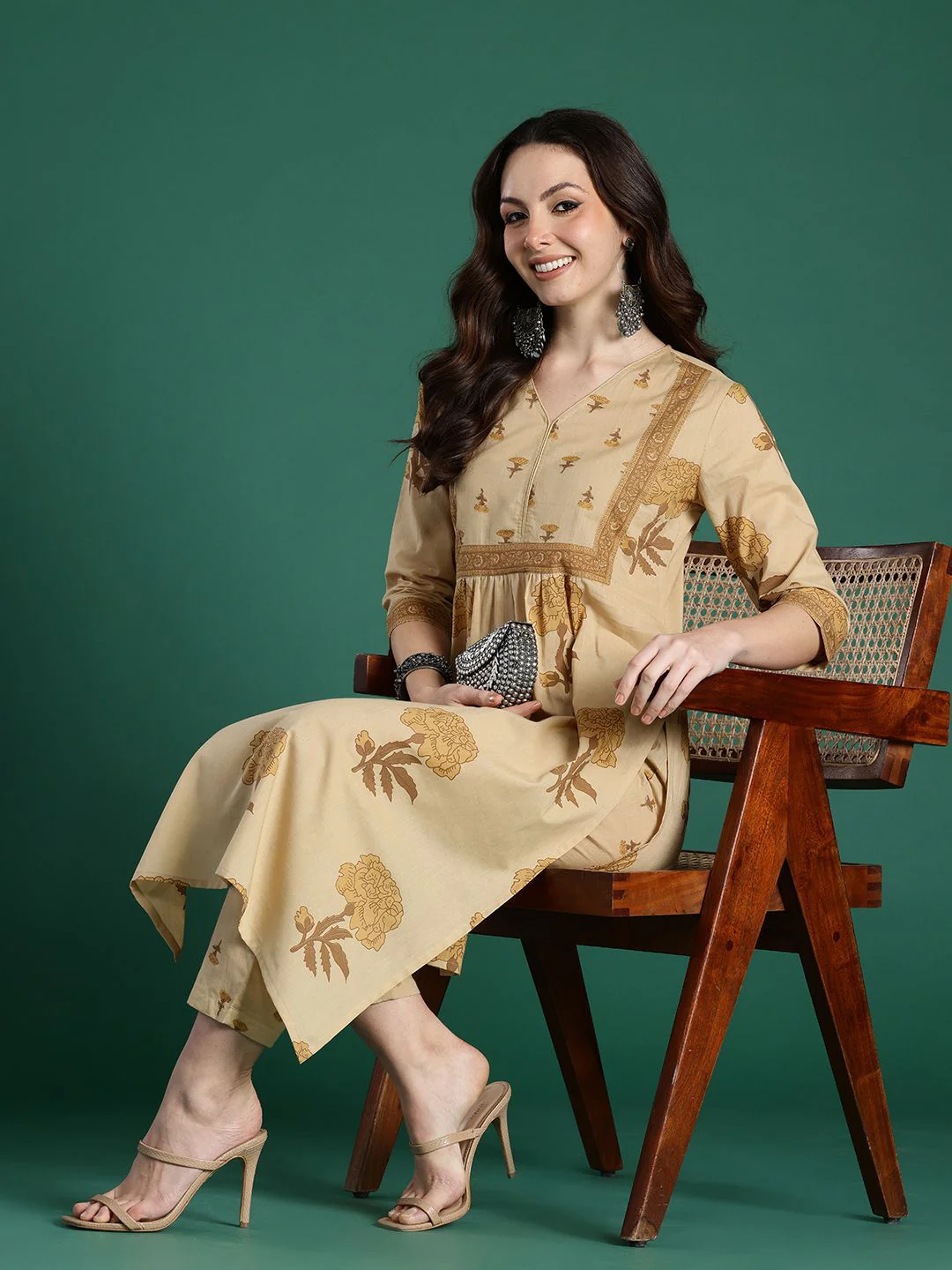 Indo Era Women Floral Printed Pure Cotton Kurta with Trousers - Image 7