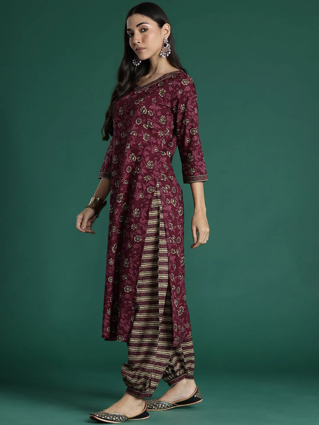 Indo Era Women Floral Printed Regular Pure Cotton Kurta with Salwar & With Dupatta - Image 4