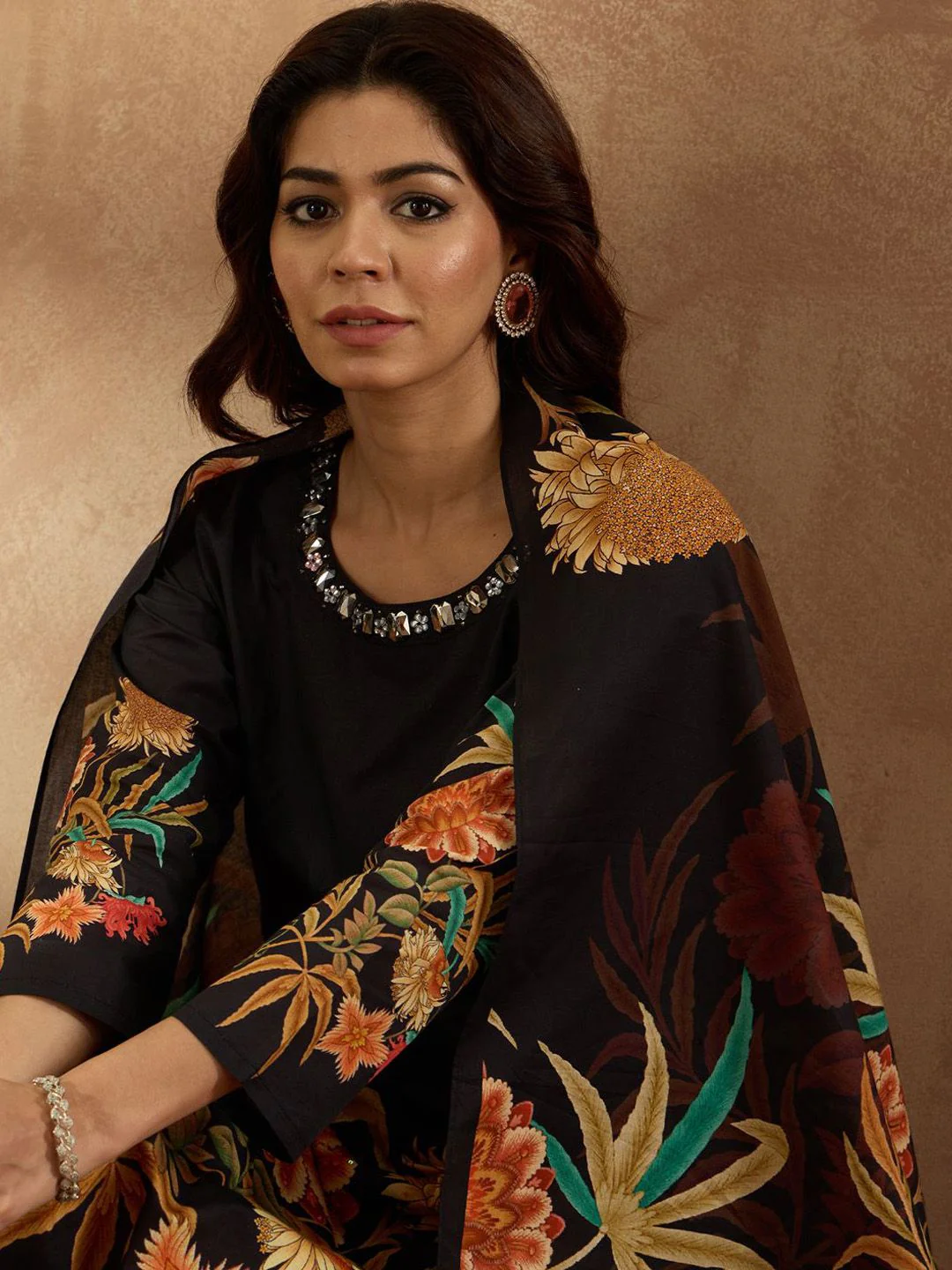 Indo Era Women Floral Printed Regular Pure Cotton Kurta with Trousers & With Dupatta - Image 2