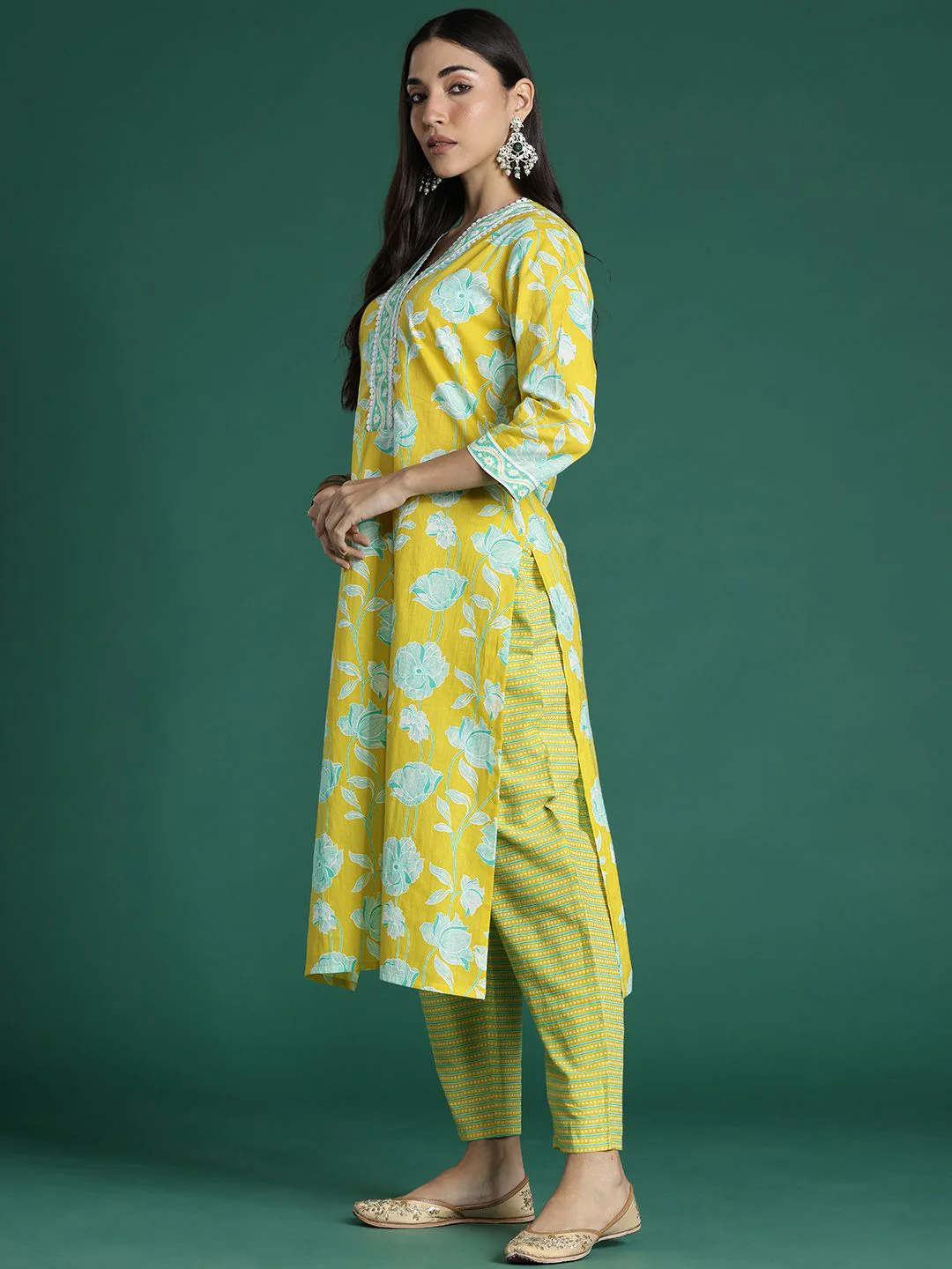 Indo Era Women Floral Printed Regular Pure Cotton Kurta with Trousers & With Dupatta - Image 6