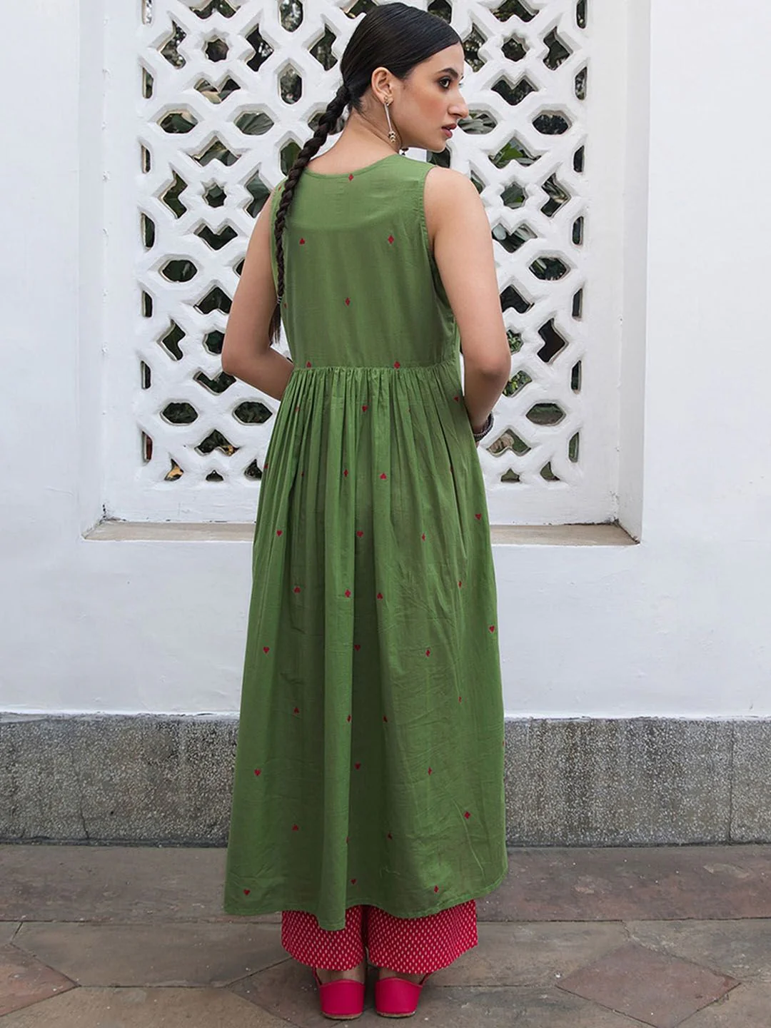 Janasya Women's Green Pure Cotton Geometric A-line Kurta Set - Image 3