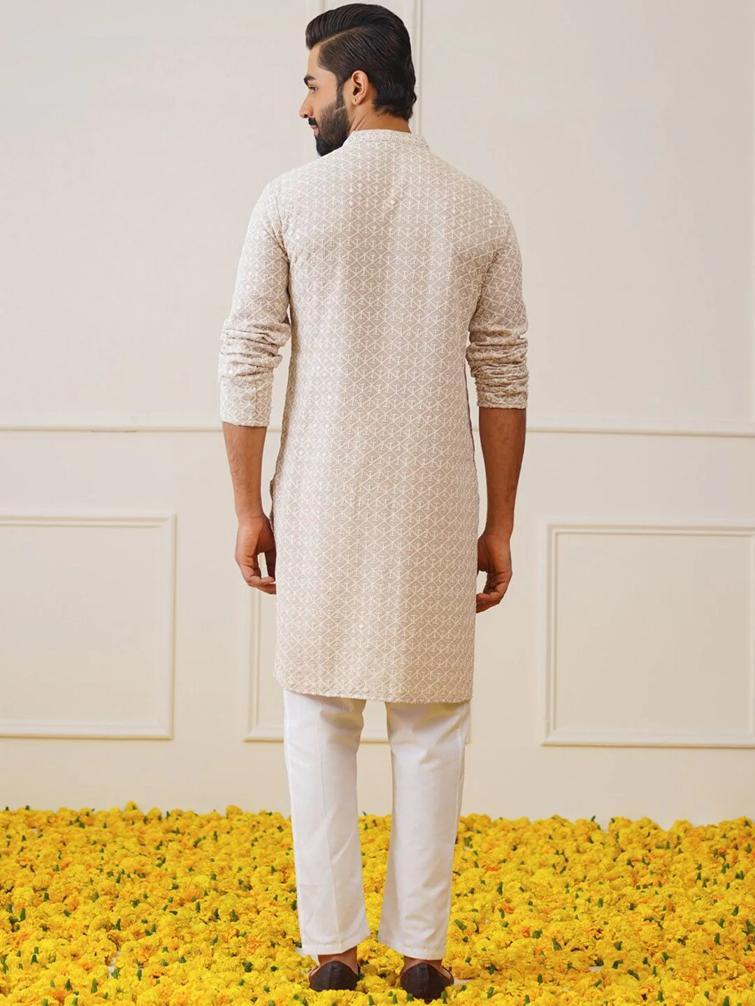 Jompers Embroidered Regular Thread Work Pure Cotton Kurta with Pyjamas - Image 11