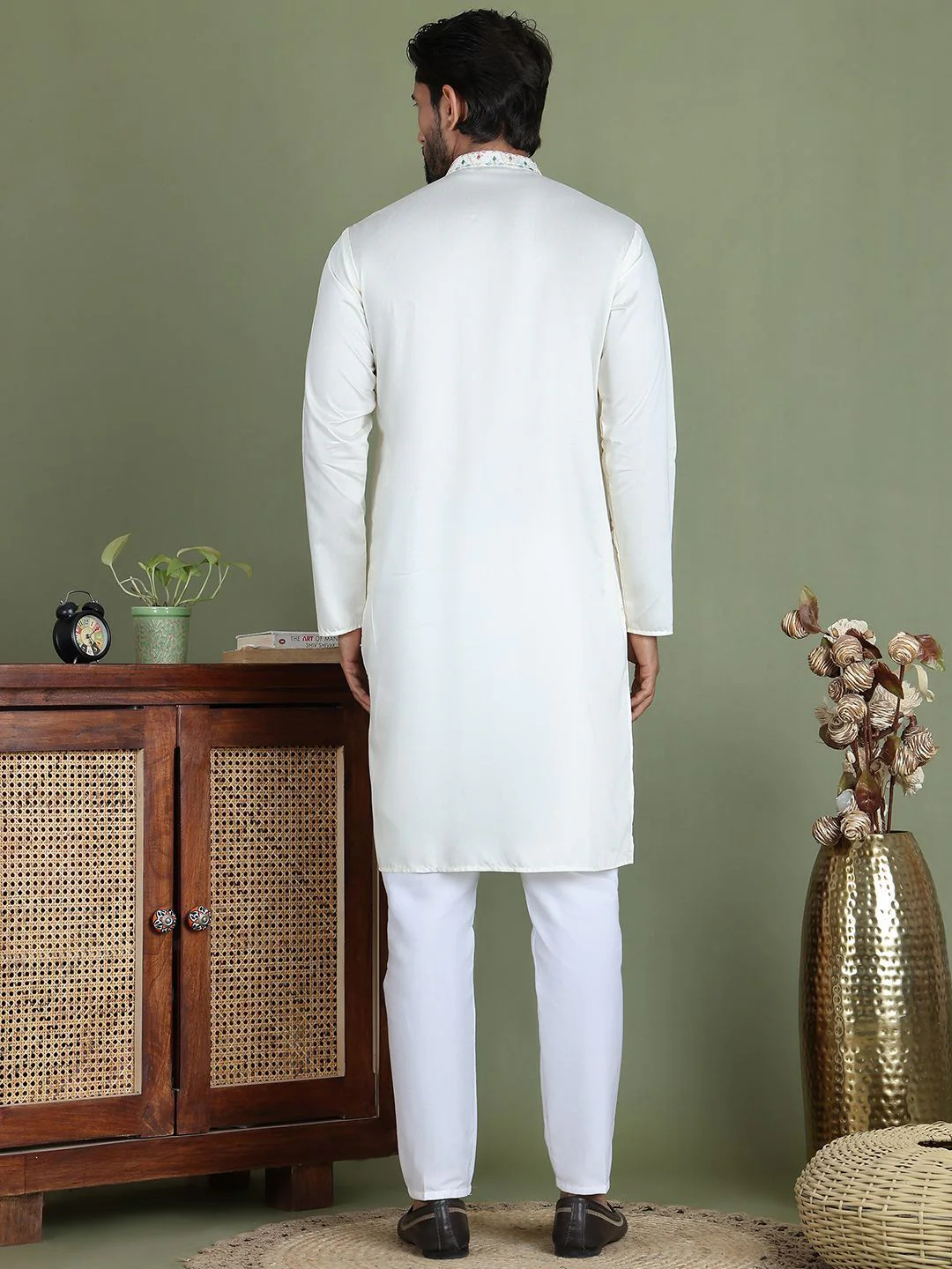 Jompers Ethnic Motifs Printed Sequined Embellished Straight Kurta with Trouser - Image 6