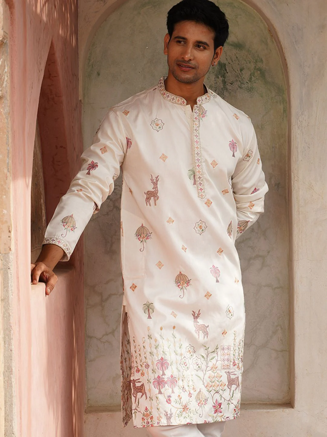 Jompers Floral Embroidered Mandarin Collar Straight Kurta - Image 2