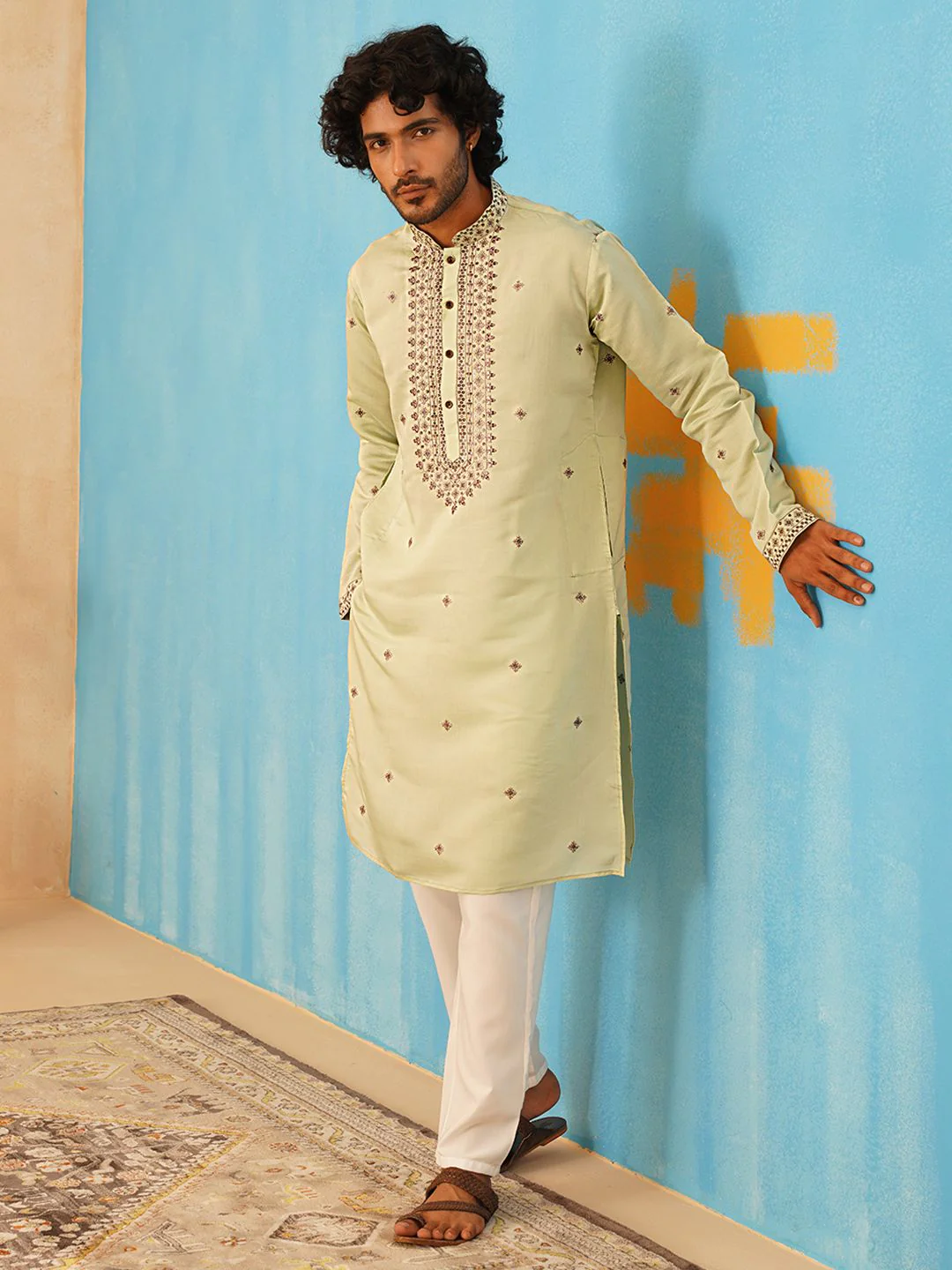Jompers Floral Embroidered Sequinned Mandarin Collar Kurta With Trousers - Image 4
