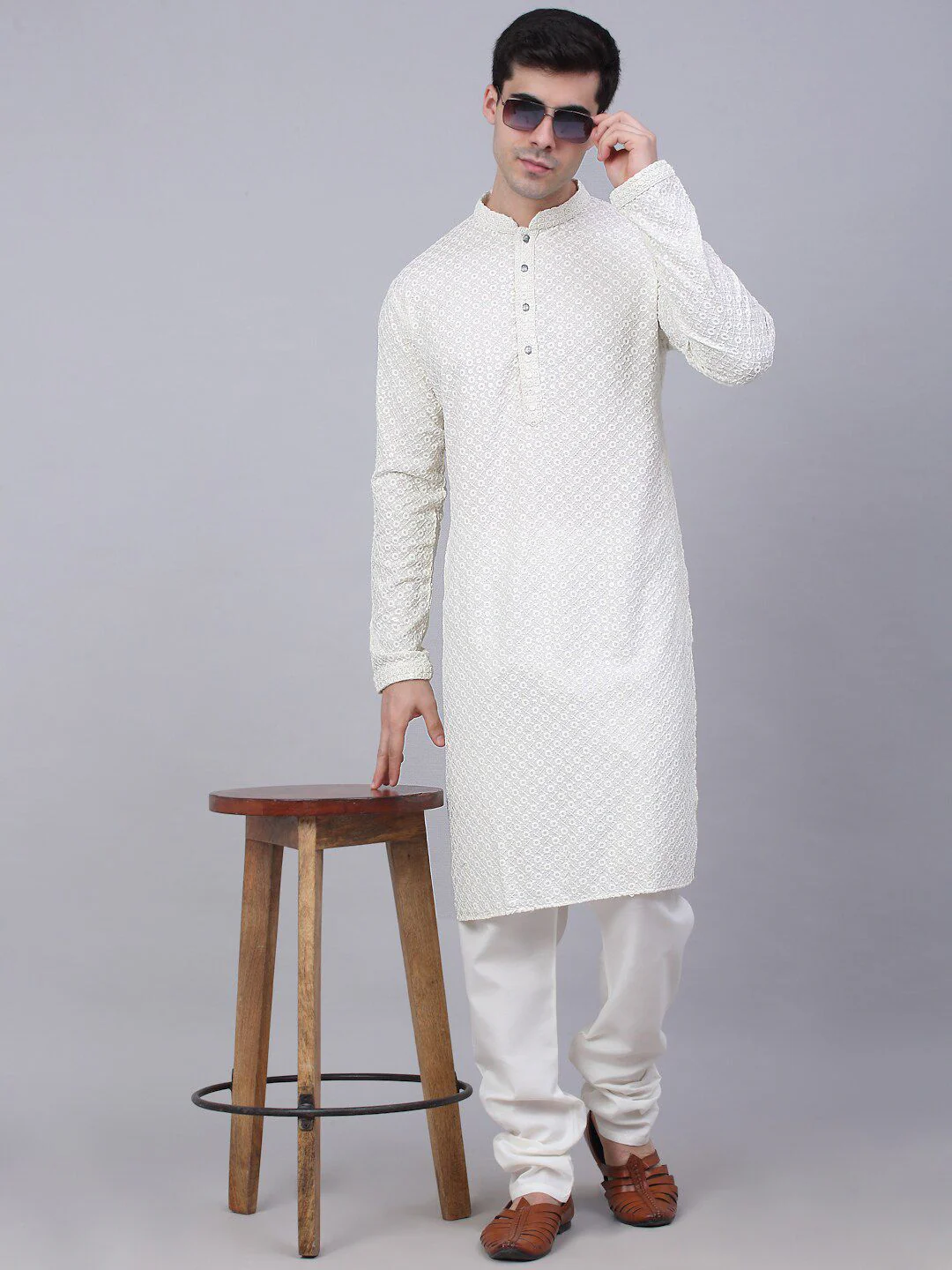 Jompers Men Ethnic Motifs Embroidered Mirror Work Cotton Kurta - Image 6