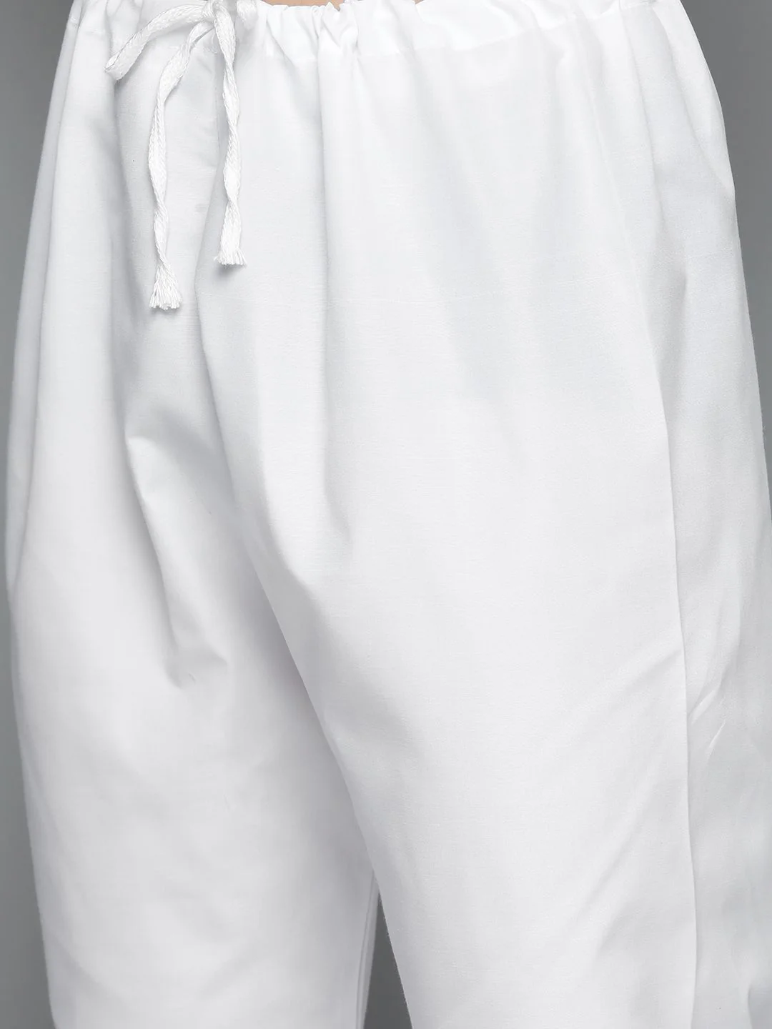 Jompers Men Floral Embroidered Chikankari Pure Cotton Kurta with Churidar - Image 3