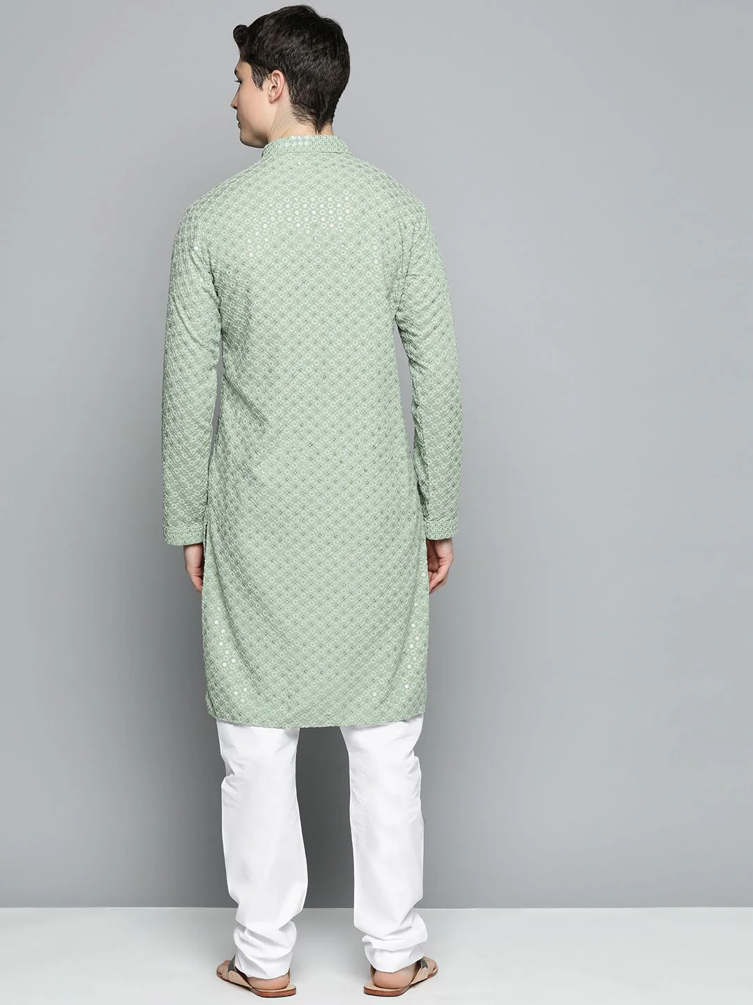 Jompers Men Floral Embroidered Chikankari Pure Cotton Kurta with Pyjamas - Image 4