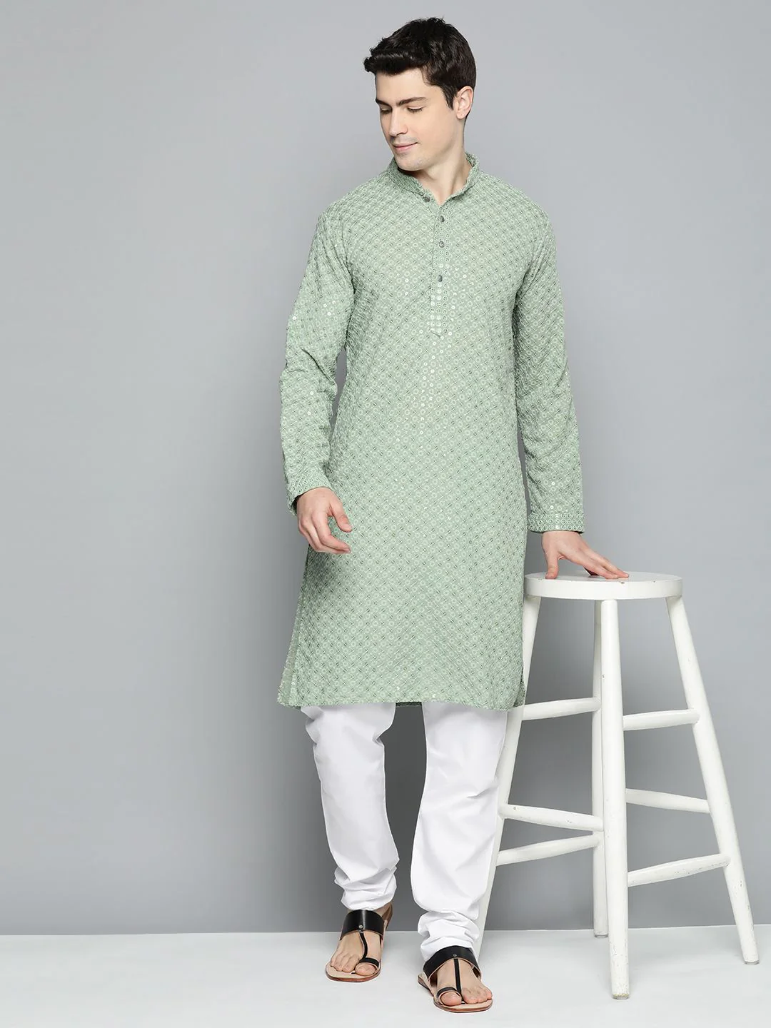 Jompers Men Floral Embroidered Chikankari Pure Cotton Kurta with Pyjamas - Image 6