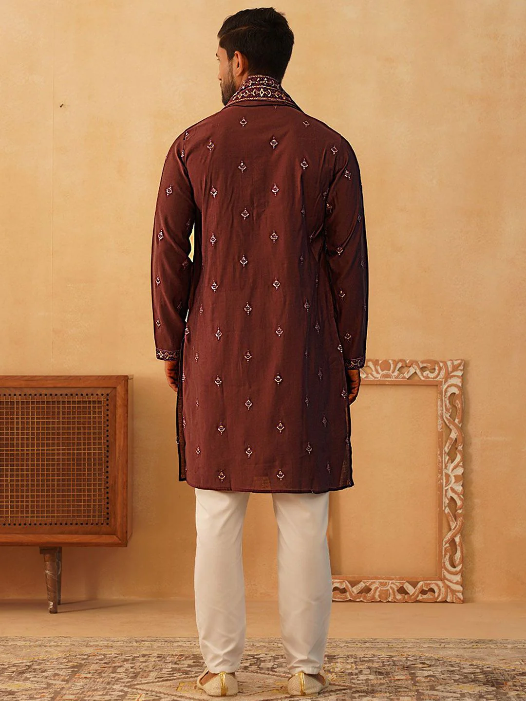 Jompers Men Floral Embroidered Regular Sequinned Kurta with Pyjamas & With Dupatta - Image 4